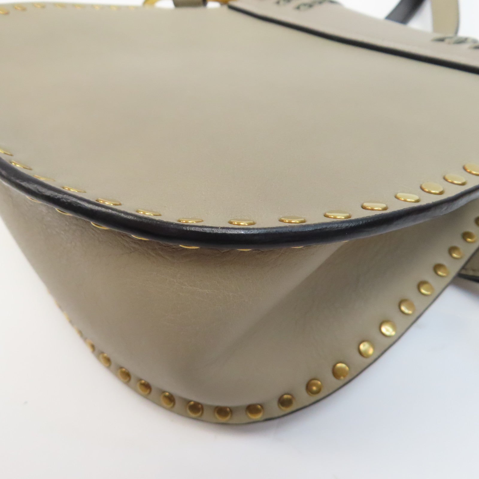Chloe 牛皮皮革Hudson Leather Crossbody Bag金扣肩背袋米色