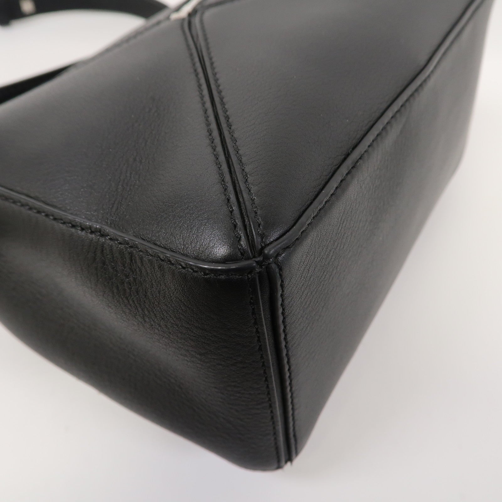 LOEWE 牛皮皮革Small Puzzle銀扣手挽肩背兩用袋黑色