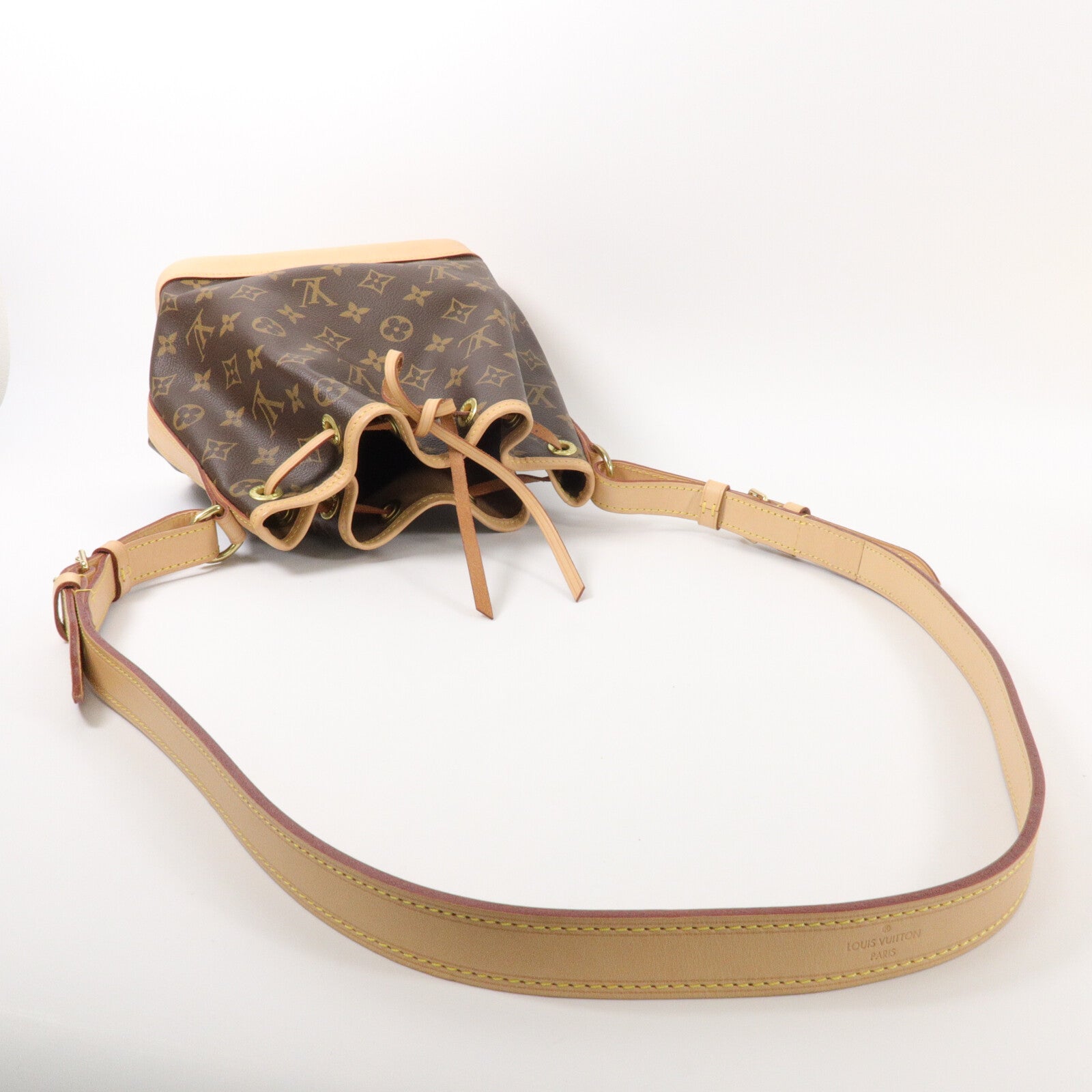 LOUIS VUITTON Monogram Noe BB肩背袋