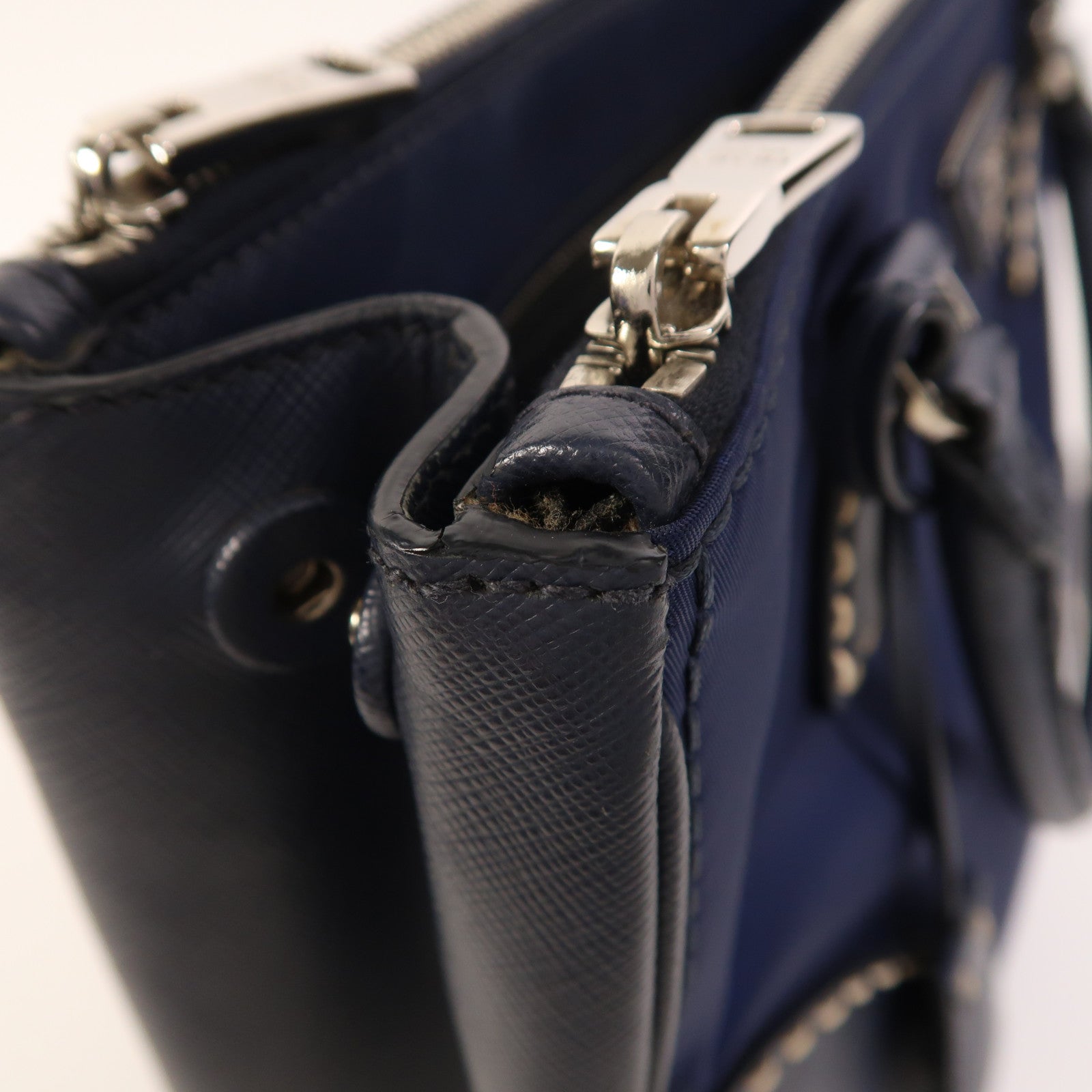 PRADA 尼龍/牛皮皮革2 Way Shoulder銀扣手挽肩背兩用袋