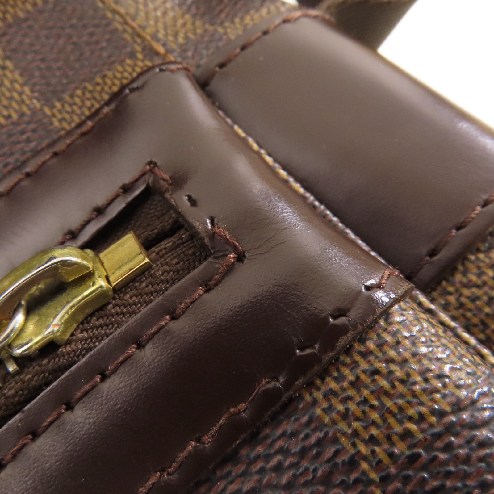 LOUIS VUITTON Damier Bastille金扣肩背袋