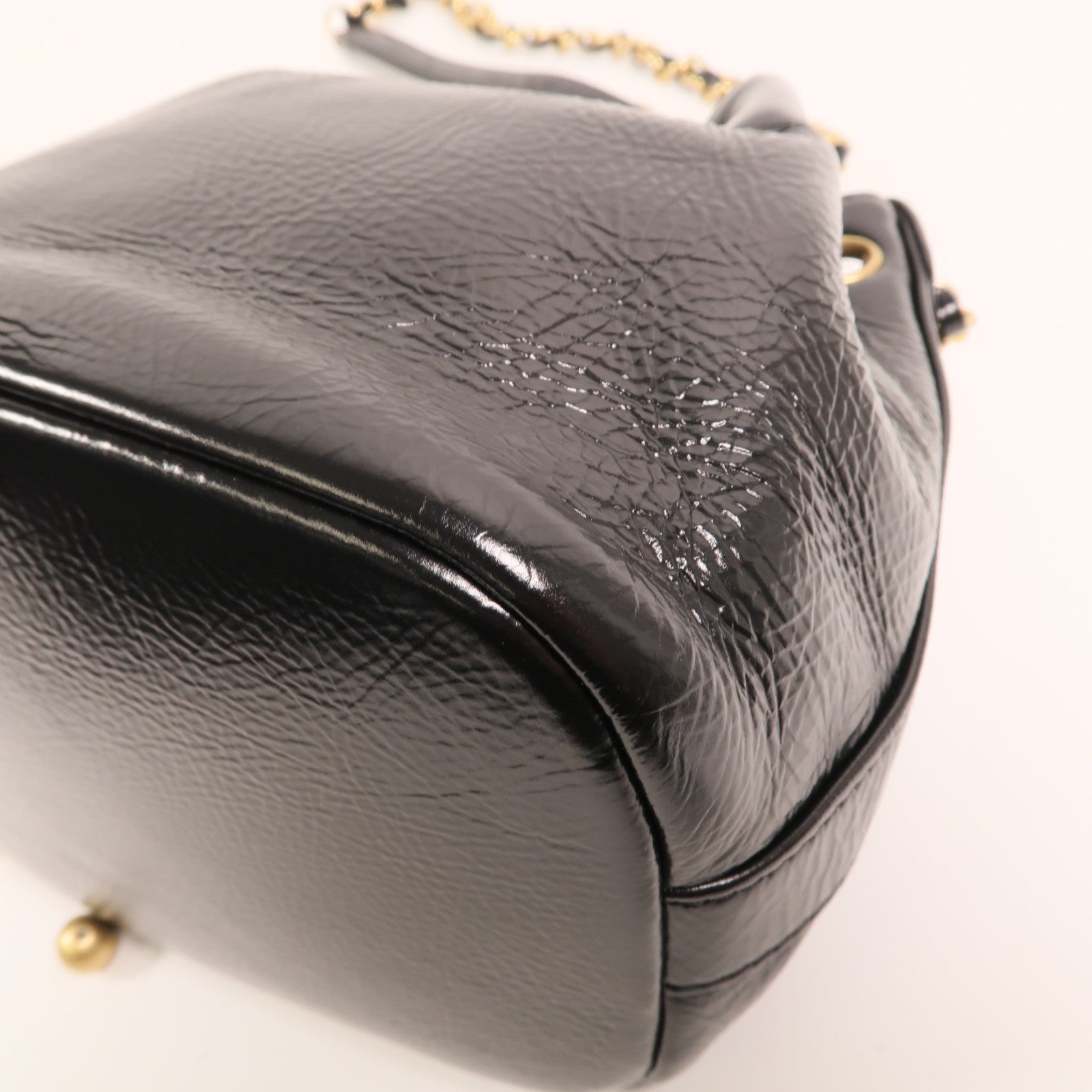 CHANEL 牛皮皮革Bucket金扣鏈帶肩背袋