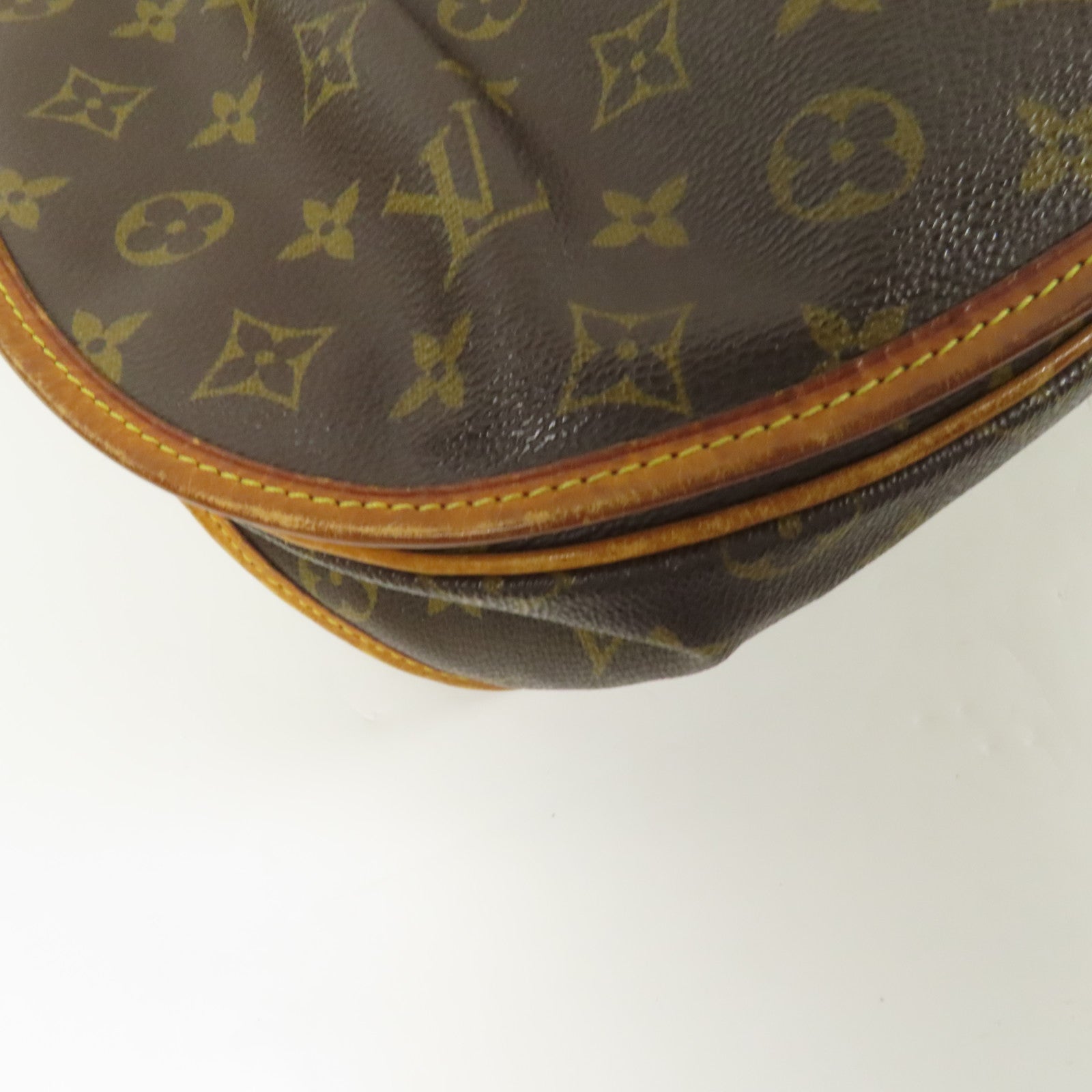 LOUIS VUITTON Monogram Menilmontant MM金扣肩背袋棕色