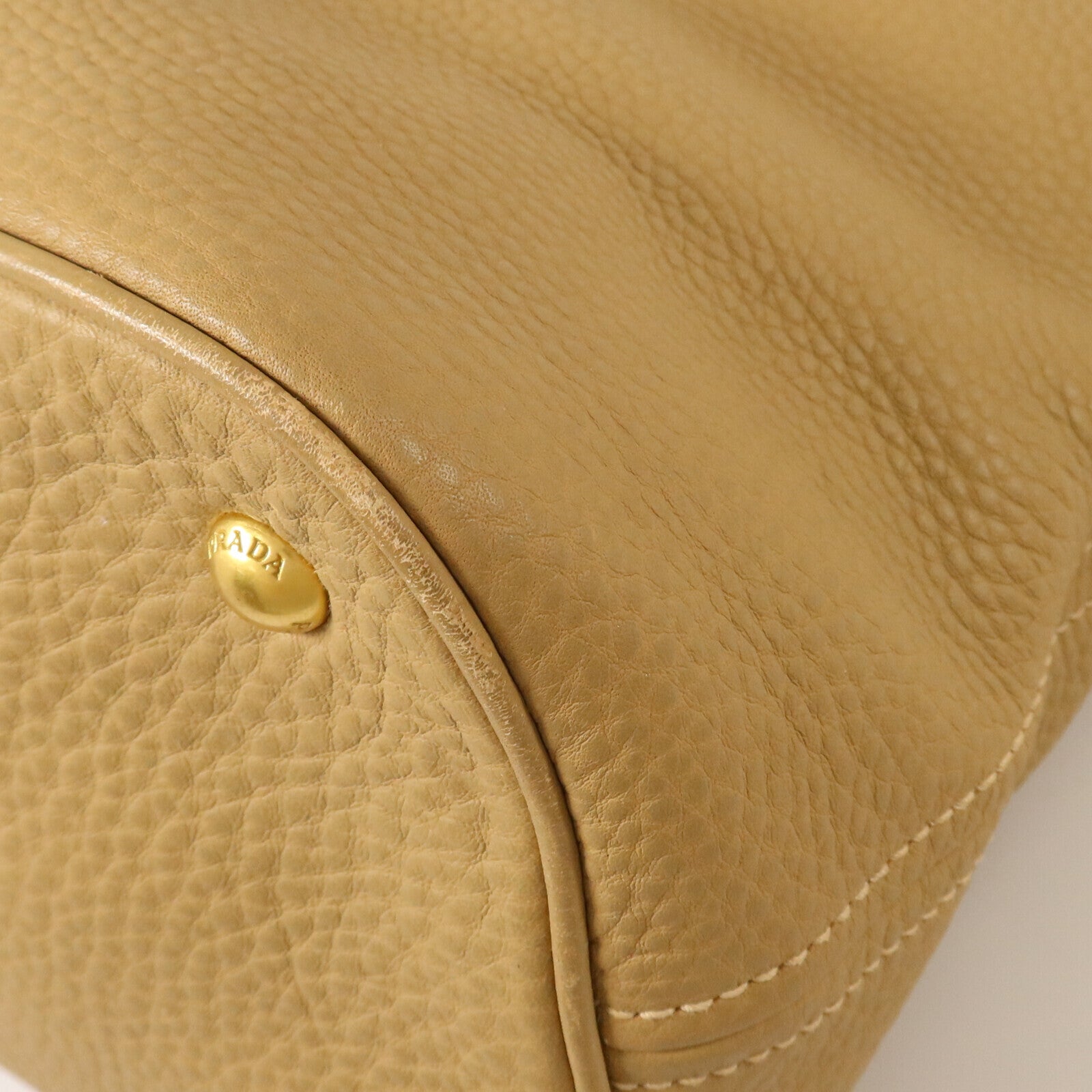 PRADA 牛皮皮革Hobo Bag金扣肩背袋