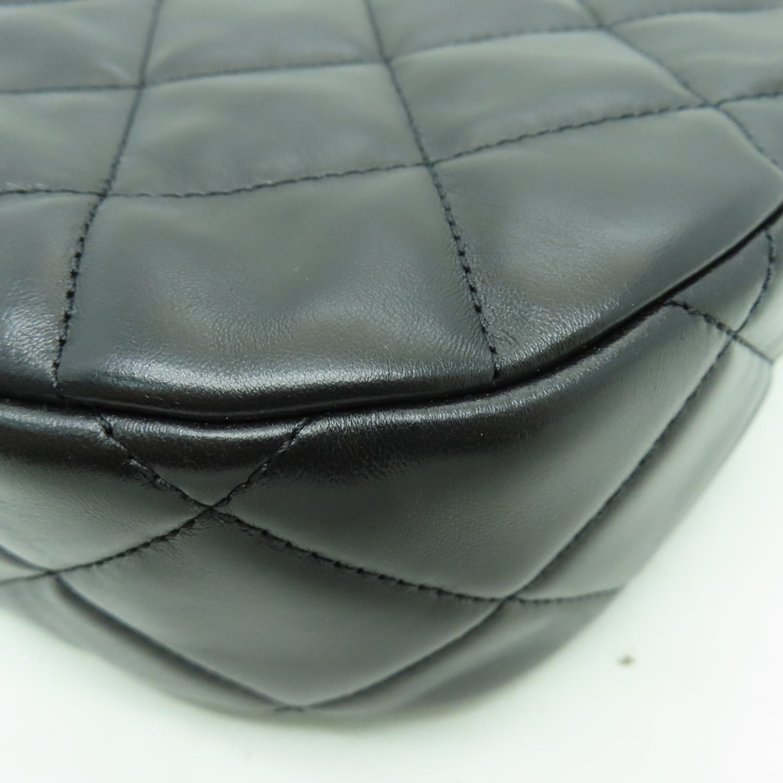 CHANEL 【激減優惠】菱格羊皮皮革Shoulder Bag金扣肩背袋黑色