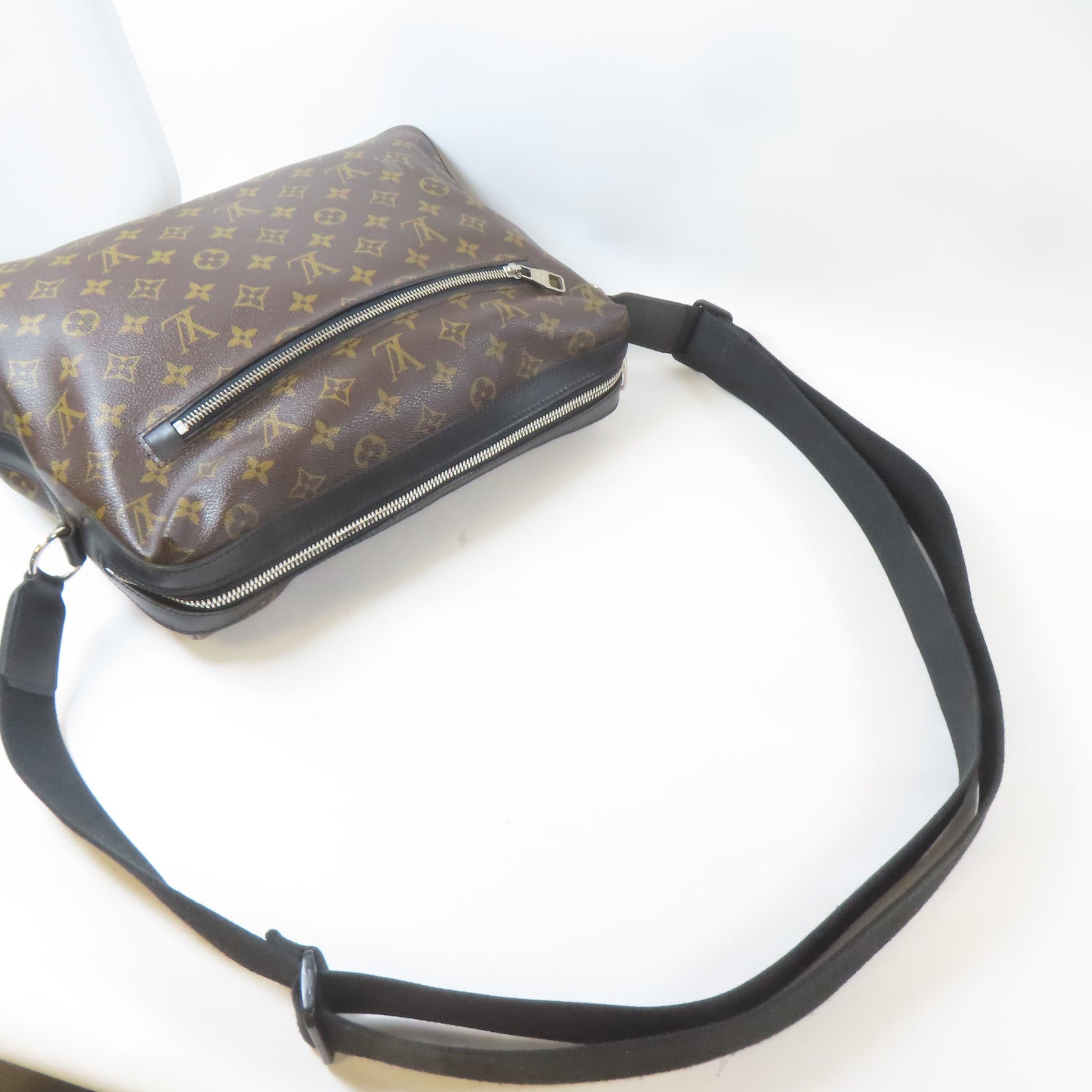 LOUIS VUITTON Monogram Macassar Torres銀扣肩背袋啡色