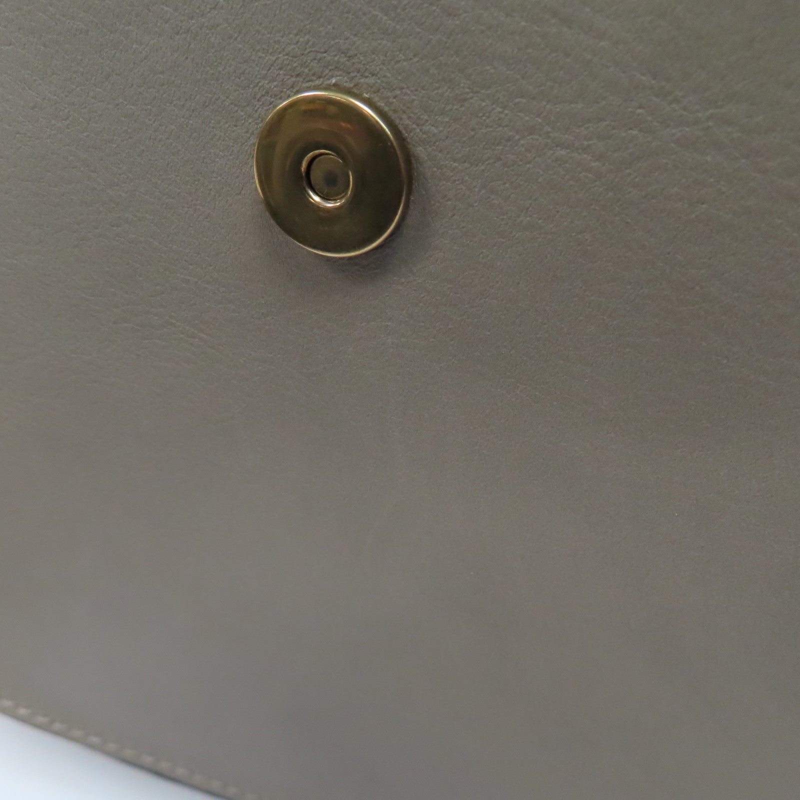 Chloe 牛皮皮革Hudson Leather Crossbody Bag金扣肩背袋米色
