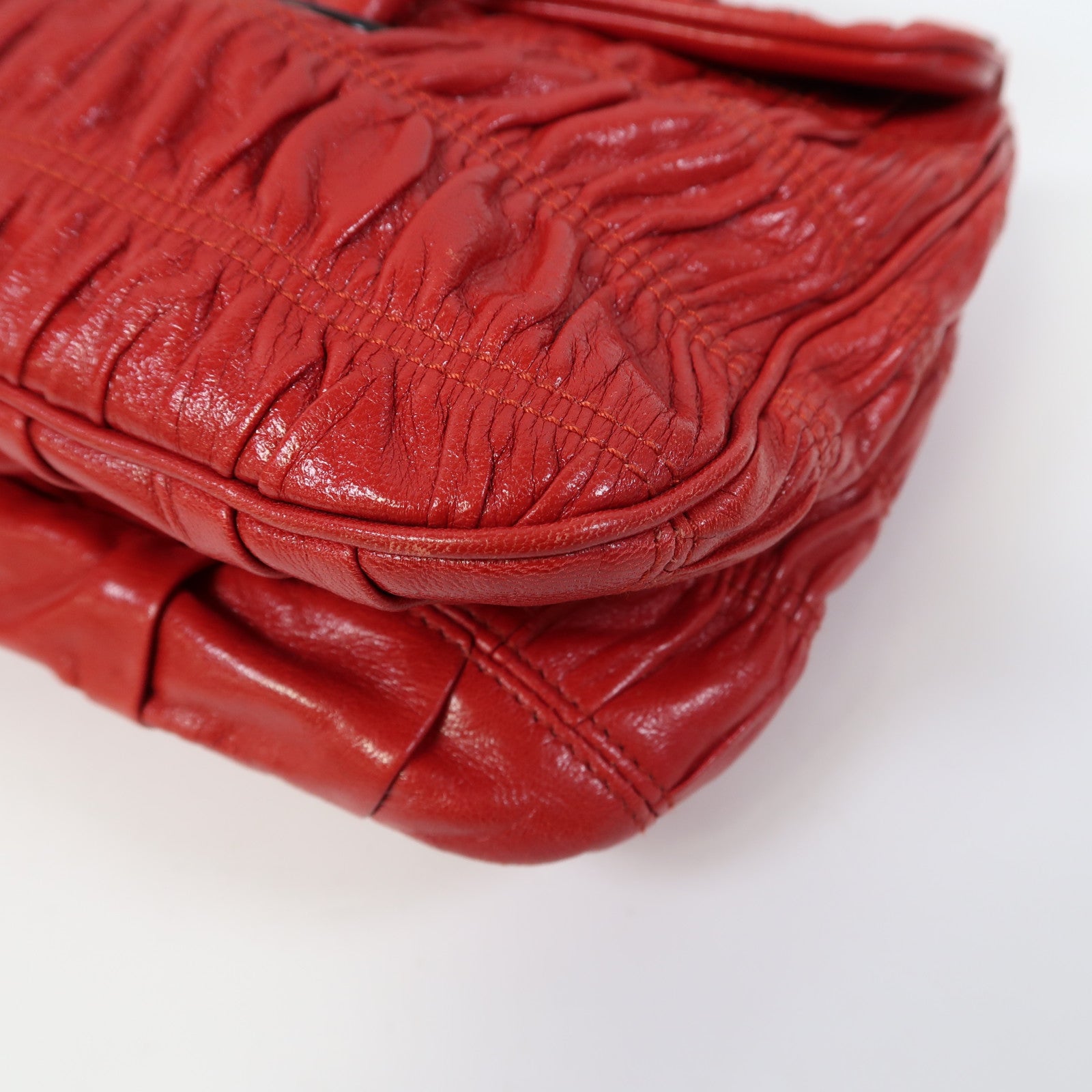 PRADA 牛皮皮革Hand Bag金扣手挽袋紅色