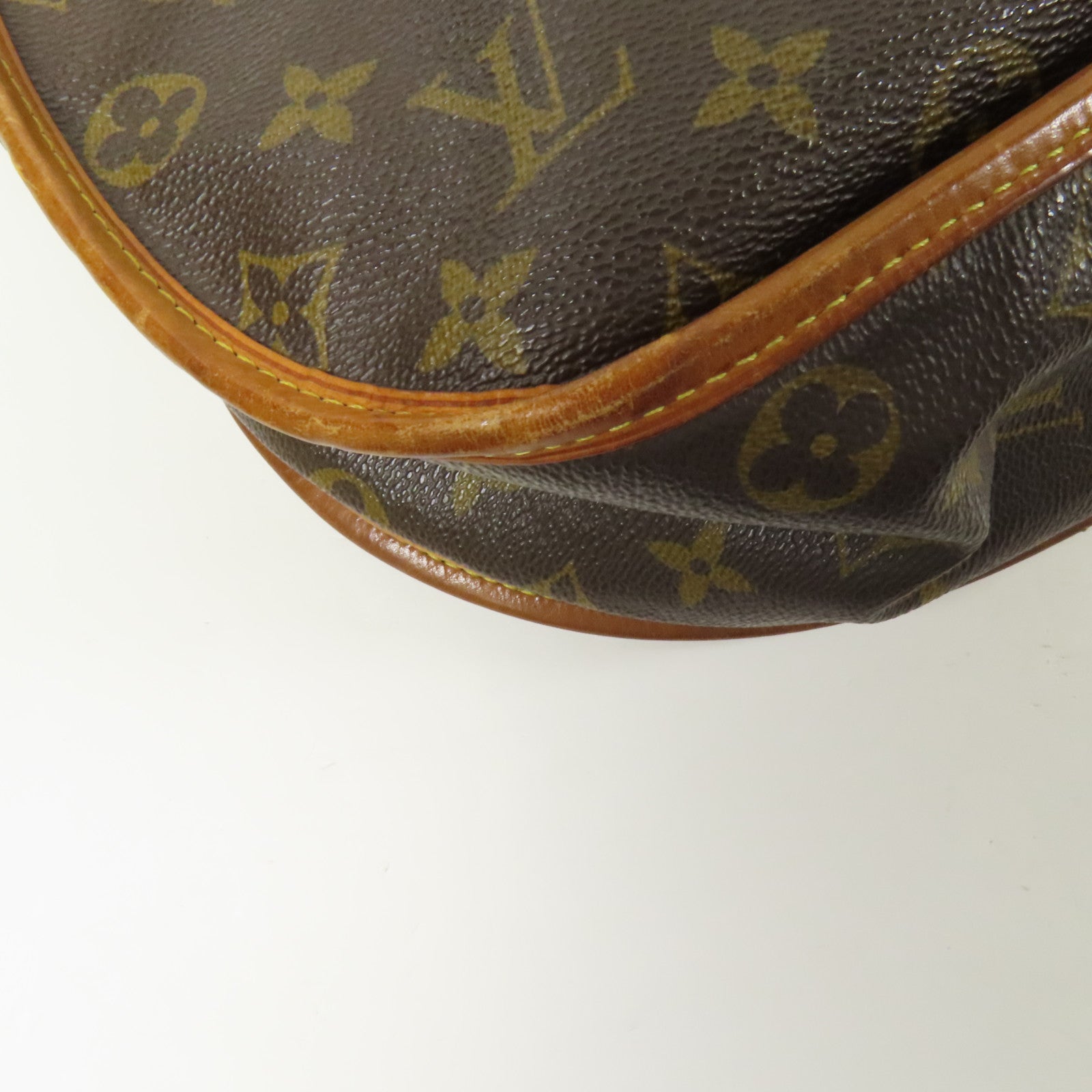LOUIS VUITTON Monogram Menilmontant MM金扣肩背袋棕色