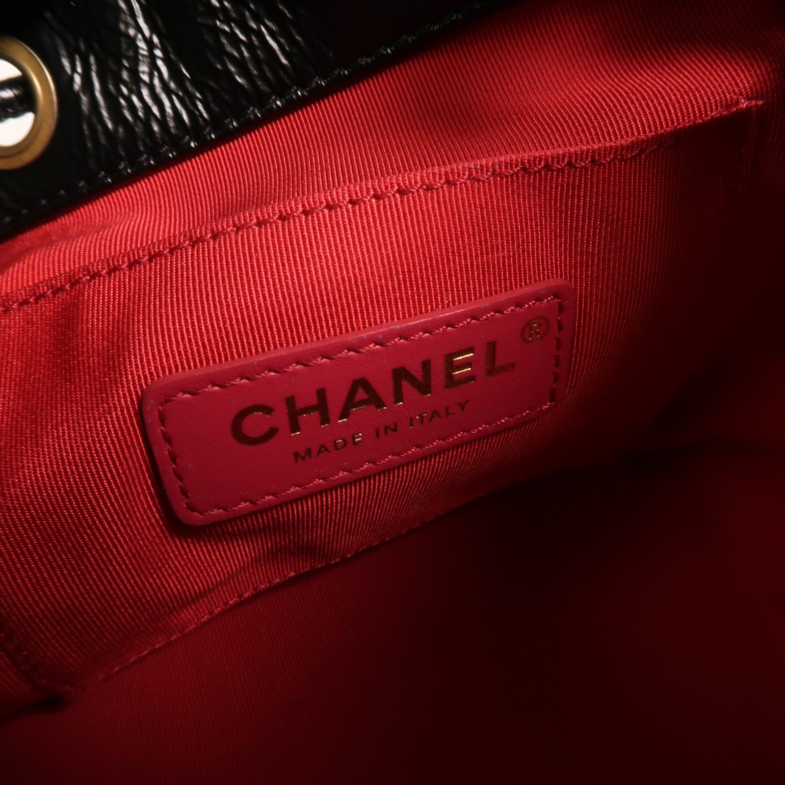 CHANEL 牛皮皮革Bucket金扣鏈帶肩背袋
