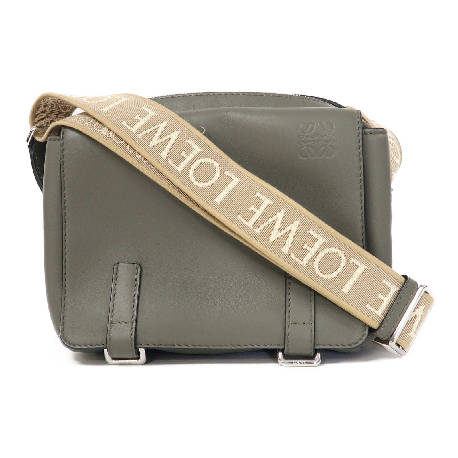 LOEWE 牛皮皮革XS Military銀扣肩背袋卡其綠色