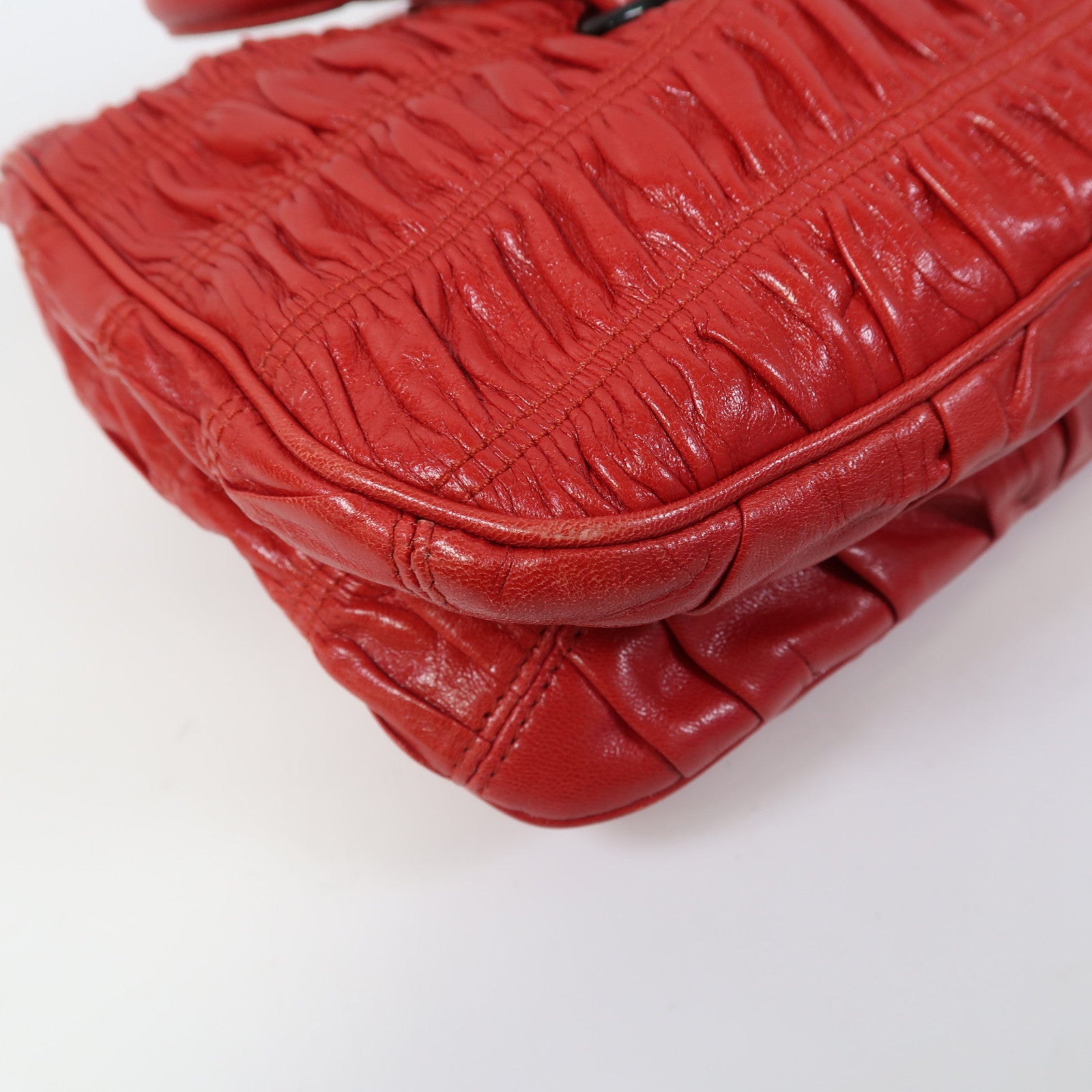 PRADA 牛皮皮革Hand Bag金扣手挽袋紅色