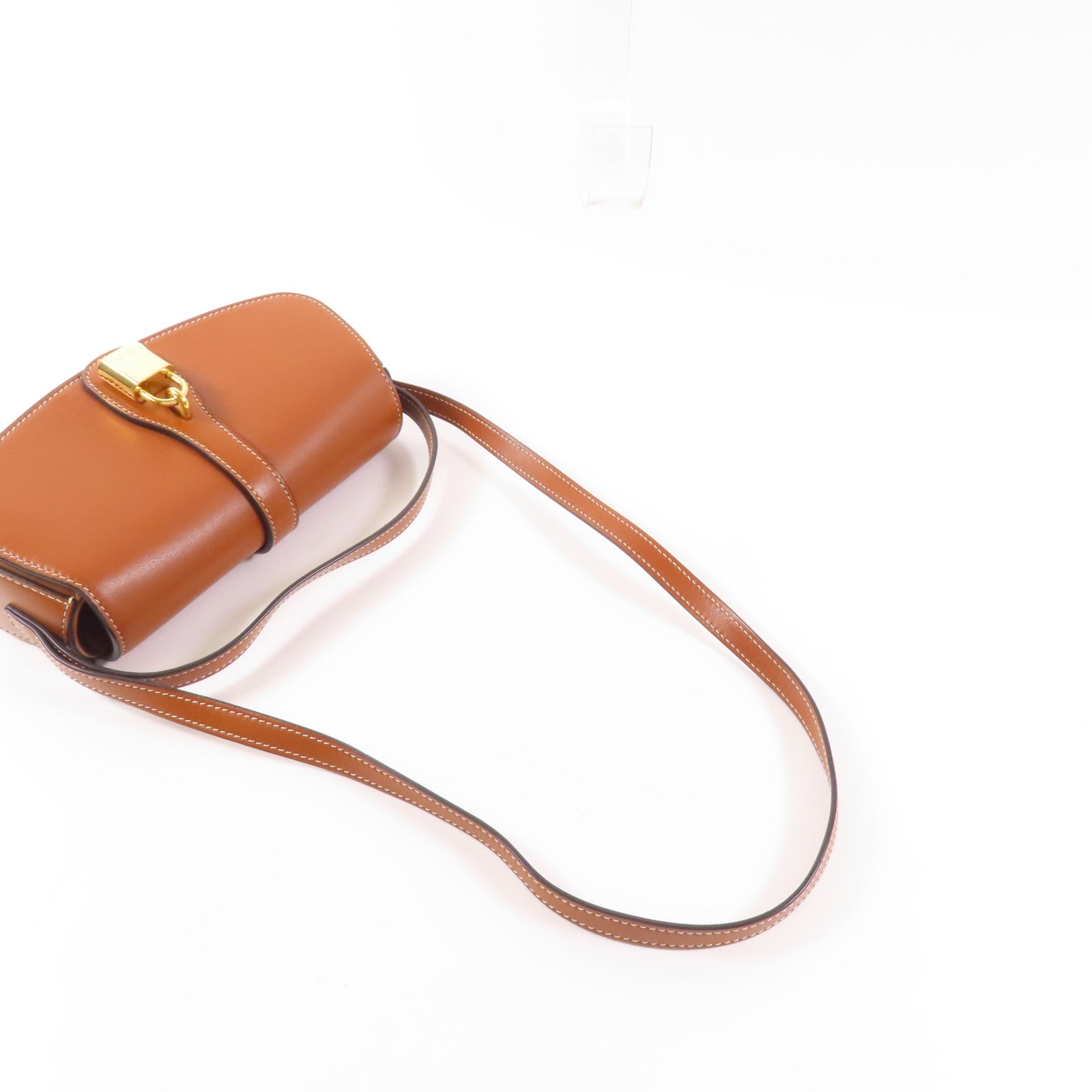 CELINE 牛皮皮革Tabou Clutch on Strap金扣手挽肩背兩用袋