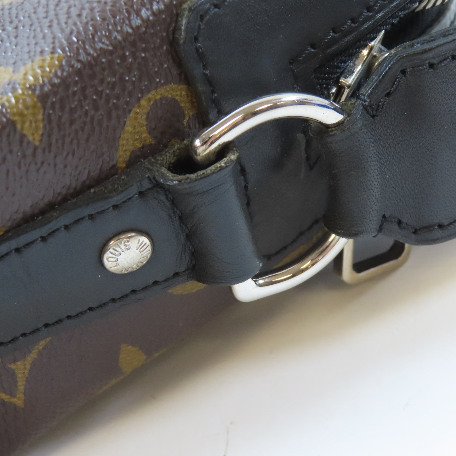 LOUIS VUITTON Monogram Macassar Torres銀扣肩背袋啡色