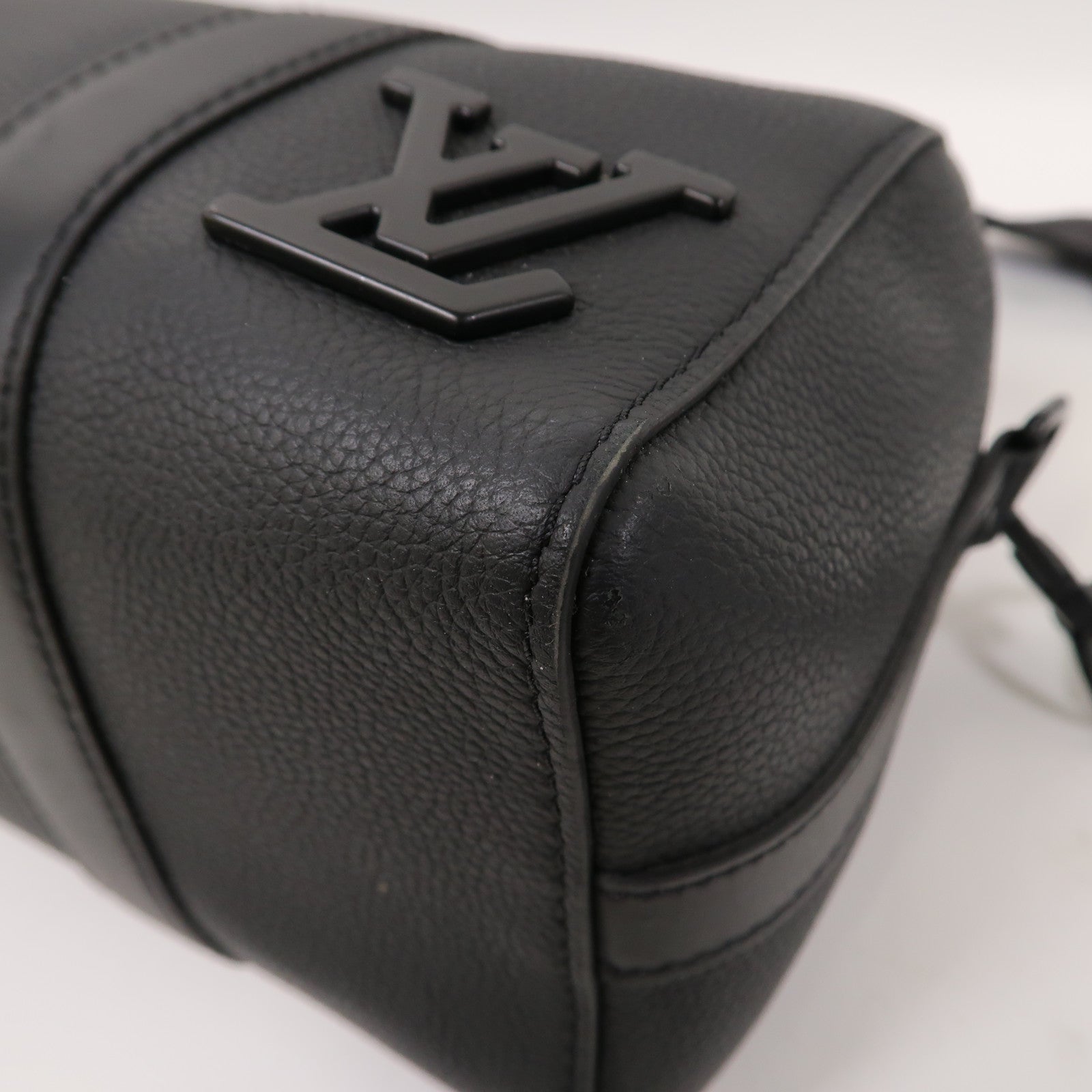 LOUIS VUITTON Aerogram City Keepall肩背袋黑色