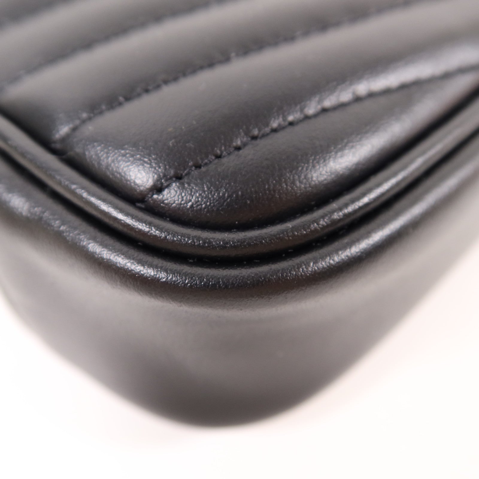 SAINT LAURENT YSL GHW Mini Lou Shoulder Bag Calfskin Leather Black 7006