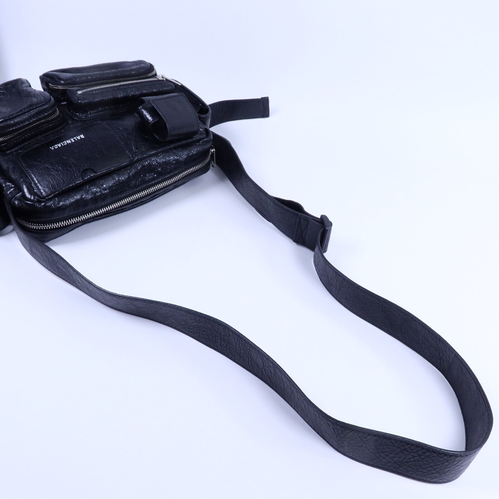 BALENCIAGA 羊皮皮革Superbusy Messenger Bag肩背袋