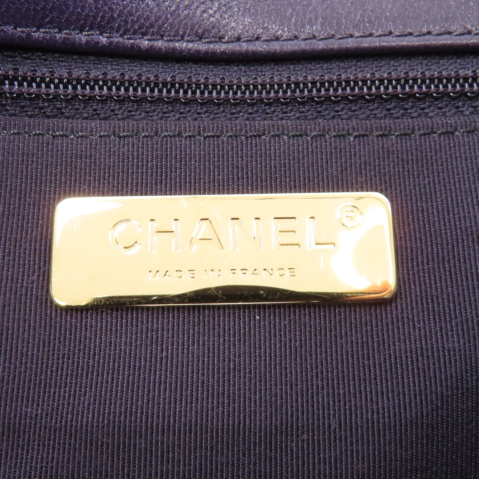 CHANEL 菱格羊皮皮革19 Medium手挽肩背兩用袋紫色