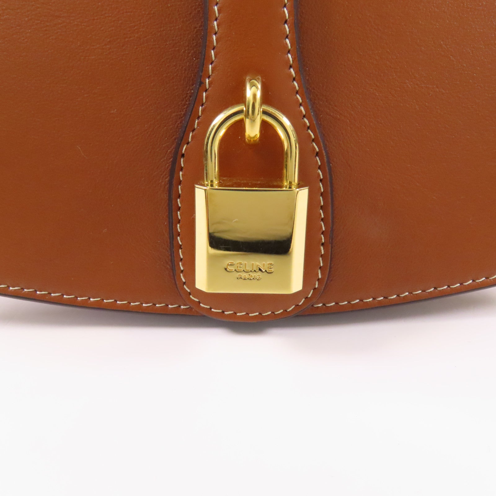 CELINE 牛皮皮革Tabou Clutch on Strap金扣手挽肩背兩用袋