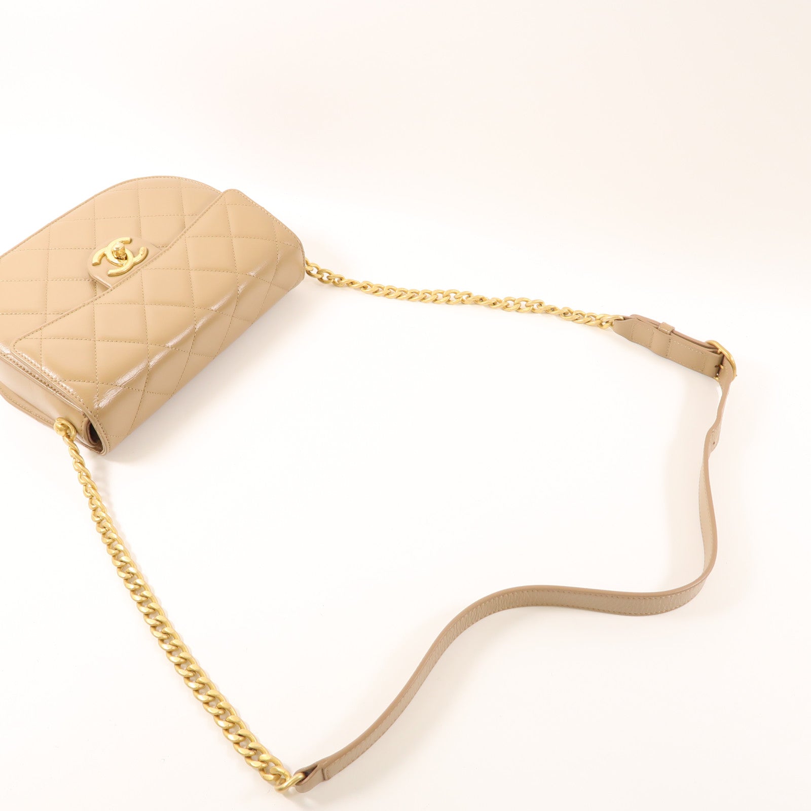 CHANEL 牛皮皮革Chain Shoulder Bag金扣鏈帶肩背袋淺啡色