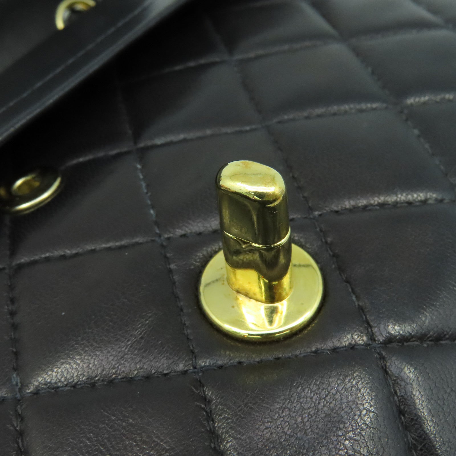 CHANEL 【激減優惠】菱格羊皮皮革Classic Flap Jumbo Chain Shoulder Bag銀扣鏈帶肩背袋黑色