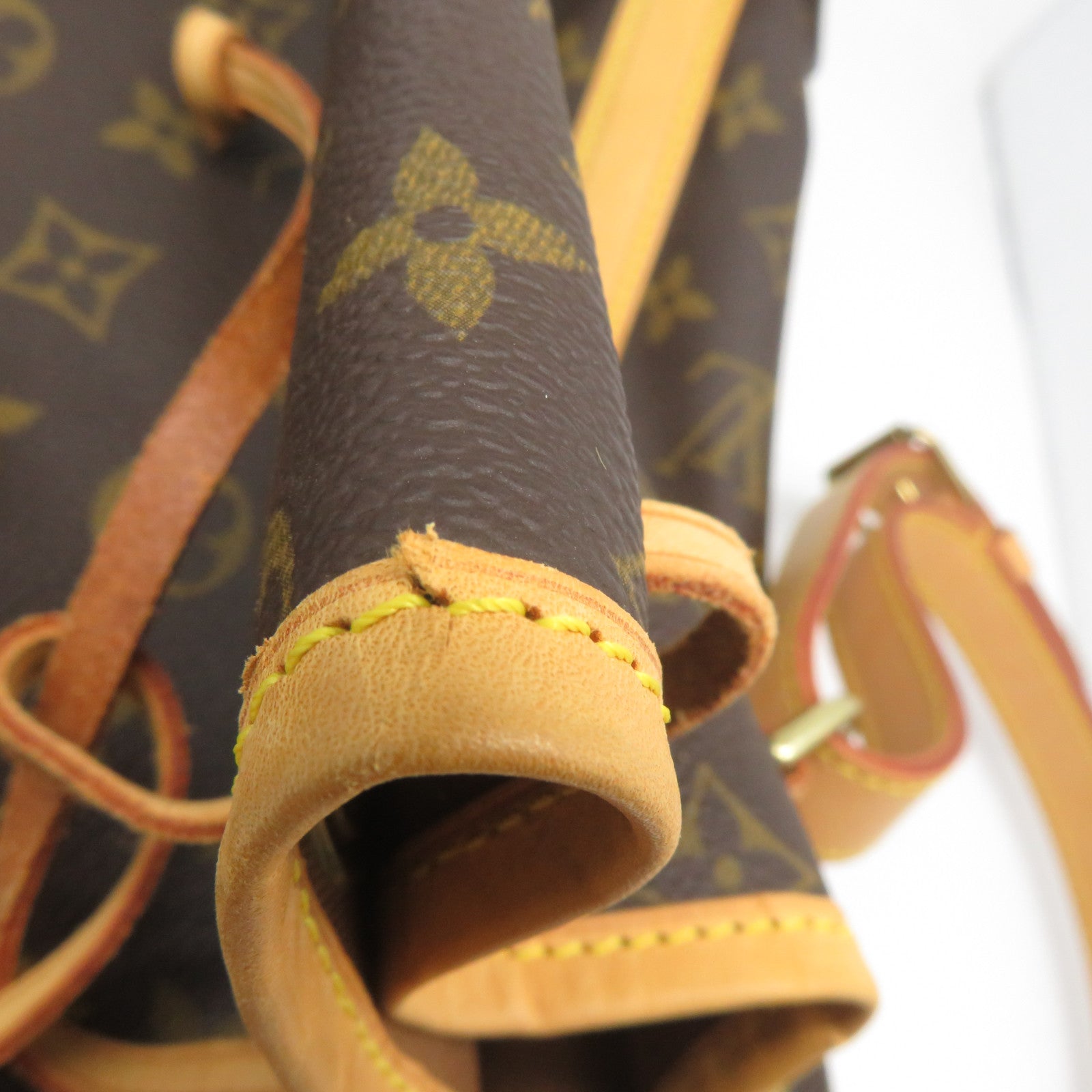 LOUIS VUITTON Monogram Noe金扣肩背袋啡色