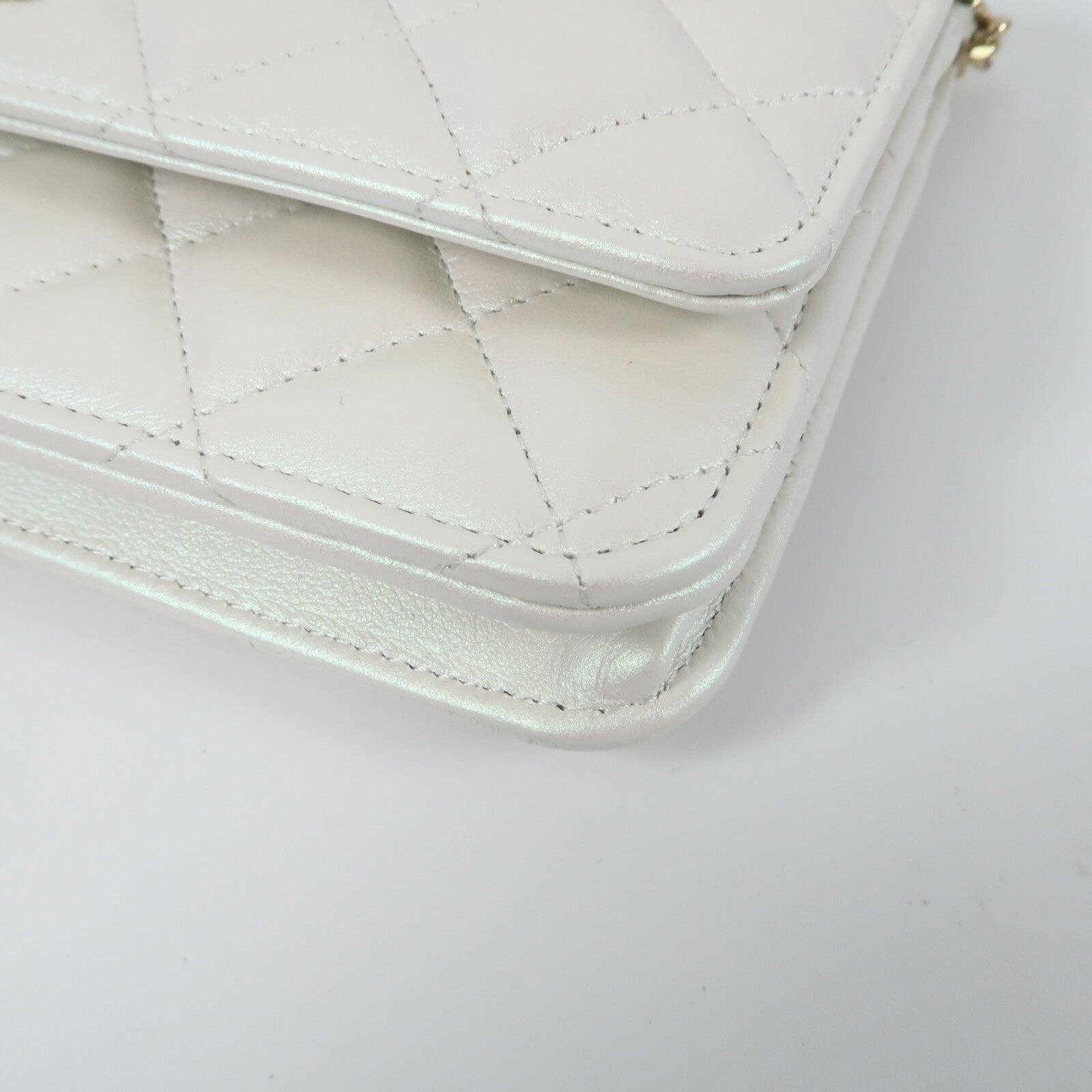 CHANEL 羊皮皮革WOC Wallet On Chain金扣鏈帶肩背袋