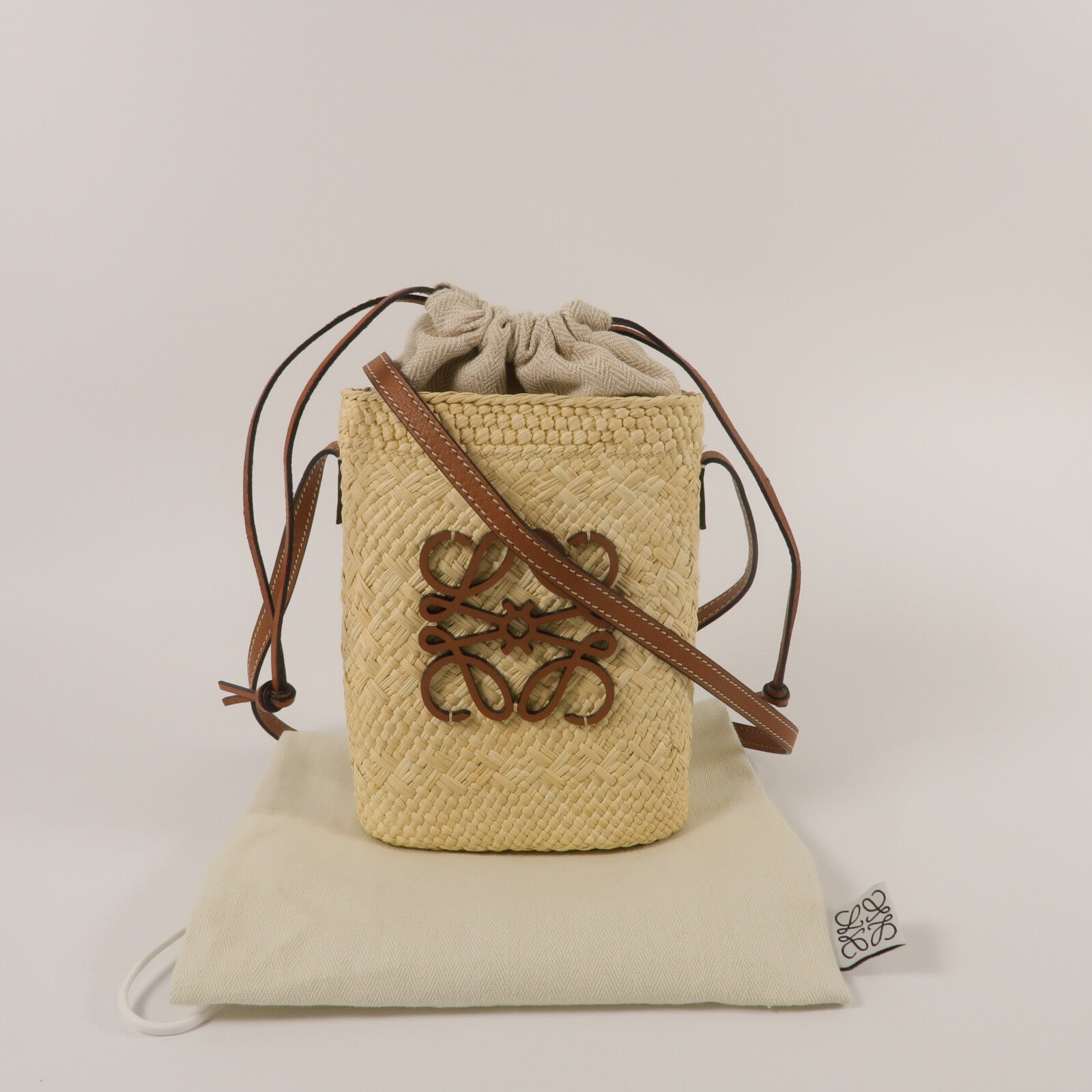 LOEWE Iraca Palm Square Pocket肩背袋