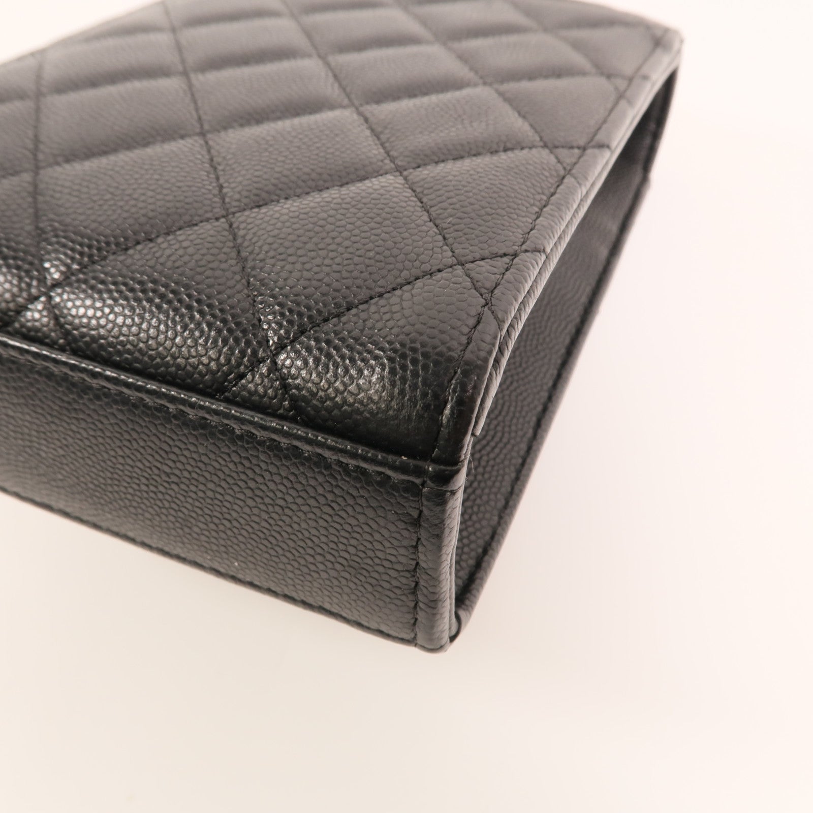 CHANEL 【激減優惠】牛皮皮革Phone Bag金扣鏈帶肩背袋