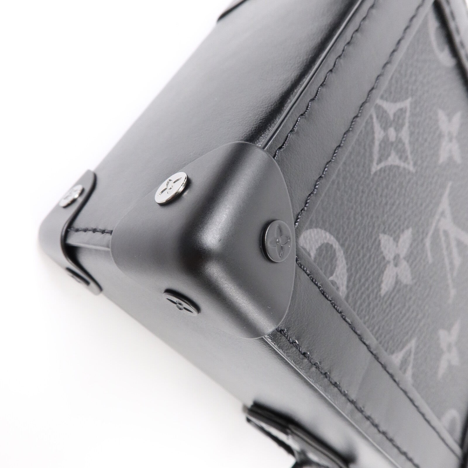 LOUIS VUITTON Monogram Eclipse Eclipse Vertical Trunk肩背袋