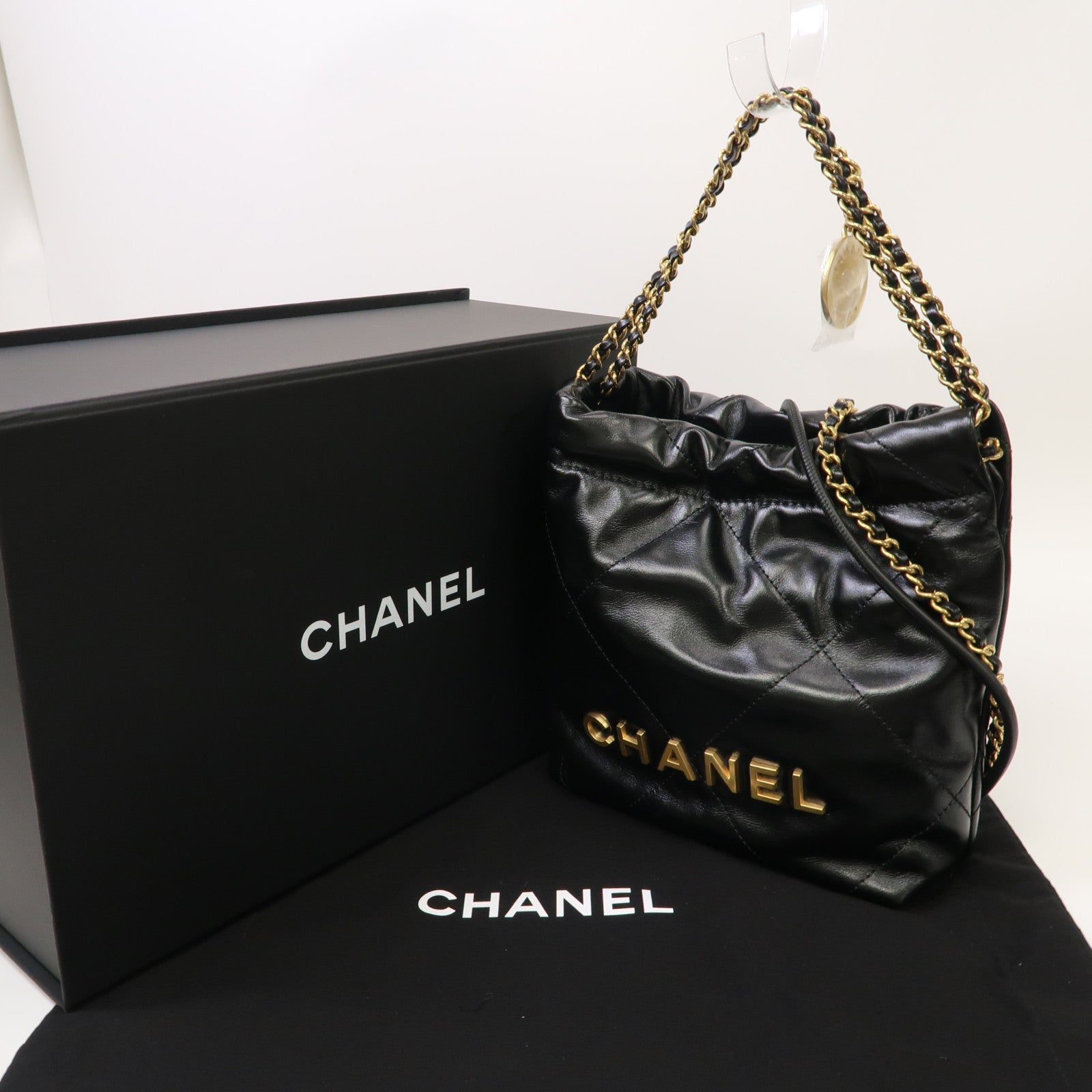 CHANEL 菱格牛皮皮革Chanel 22 Mini金扣肩背袋黑色