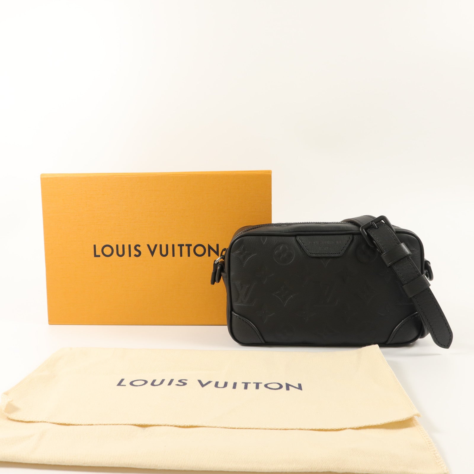 LOUIS VUITTON Monogram Shadow Trocadero Wearable Wallet肩背袋