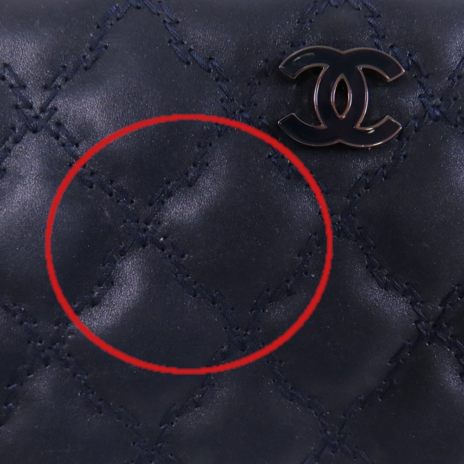 CHANEL 牛皮皮革Round Long Wallet銀扣拉鏈長錢包