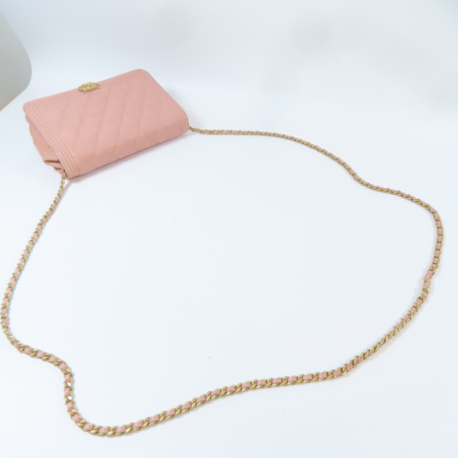 CHANEL 菱格Caviar皮革Boy WOC Wallet On Chain金扣鏈帶肩背袋粉紅色