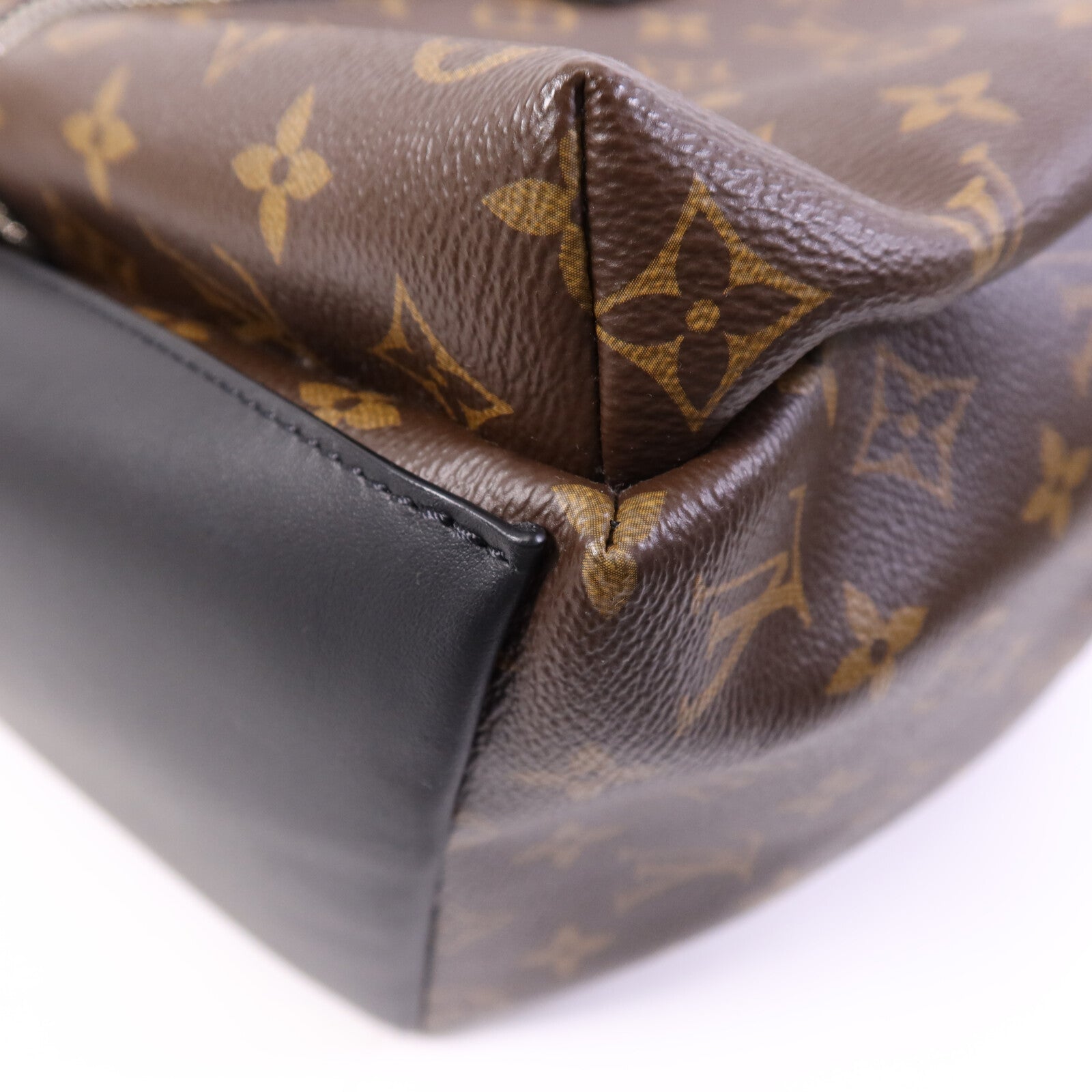 LOUIS VUITTON 【激減優惠】Monogram Macassar Discovery Backpack PM銀扣背包