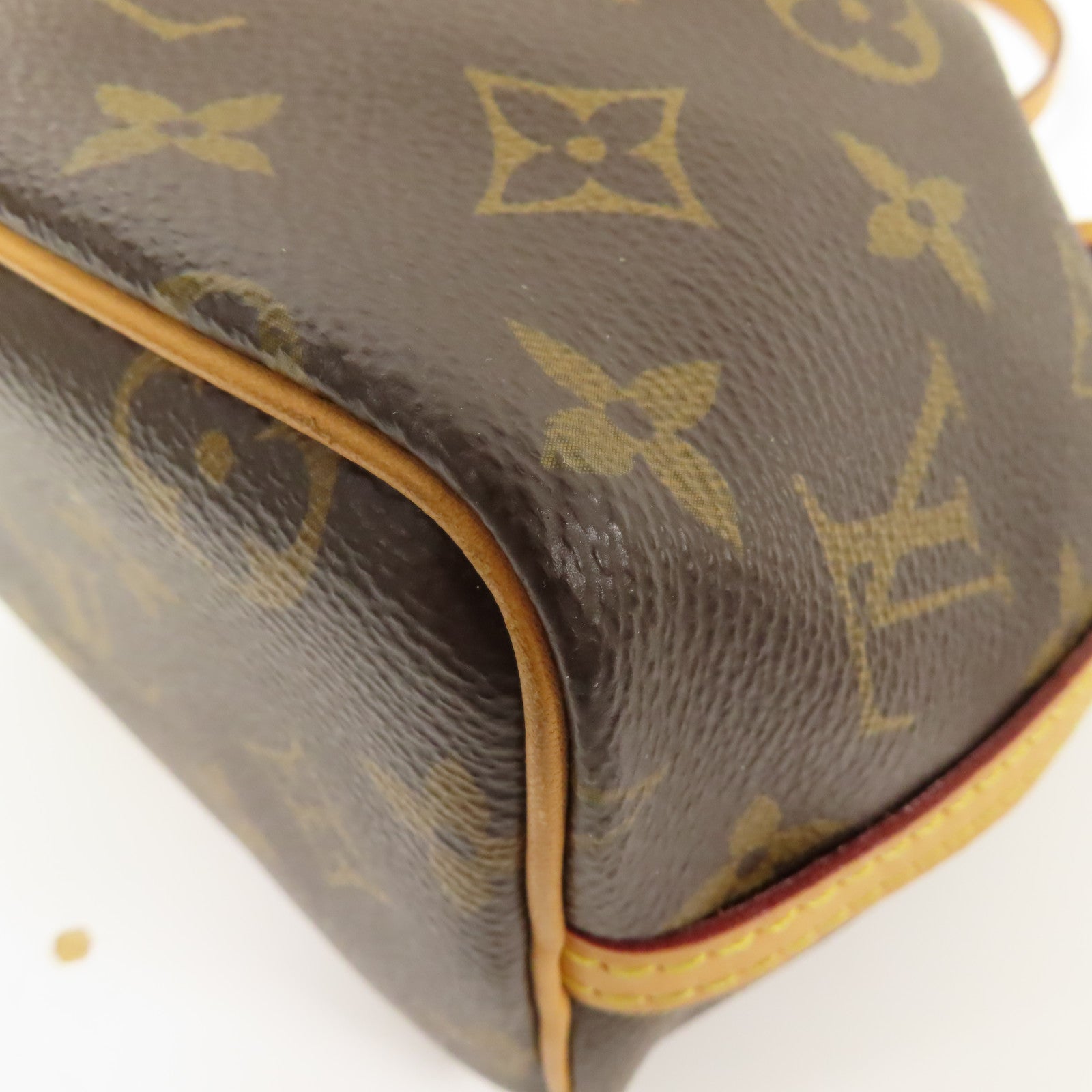 LOUIS VUITTON Monogram Nano Noe金扣肩背袋