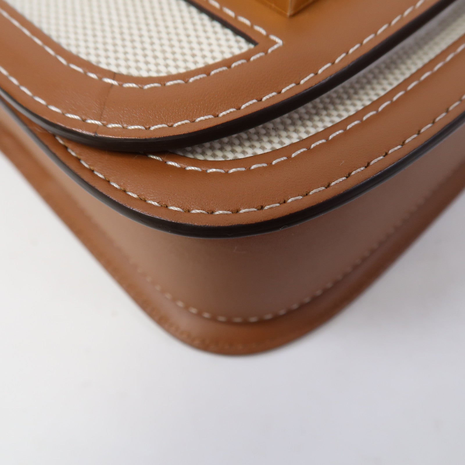 Delvaux 帆布Delvaux Lingot金扣肩背袋啡色