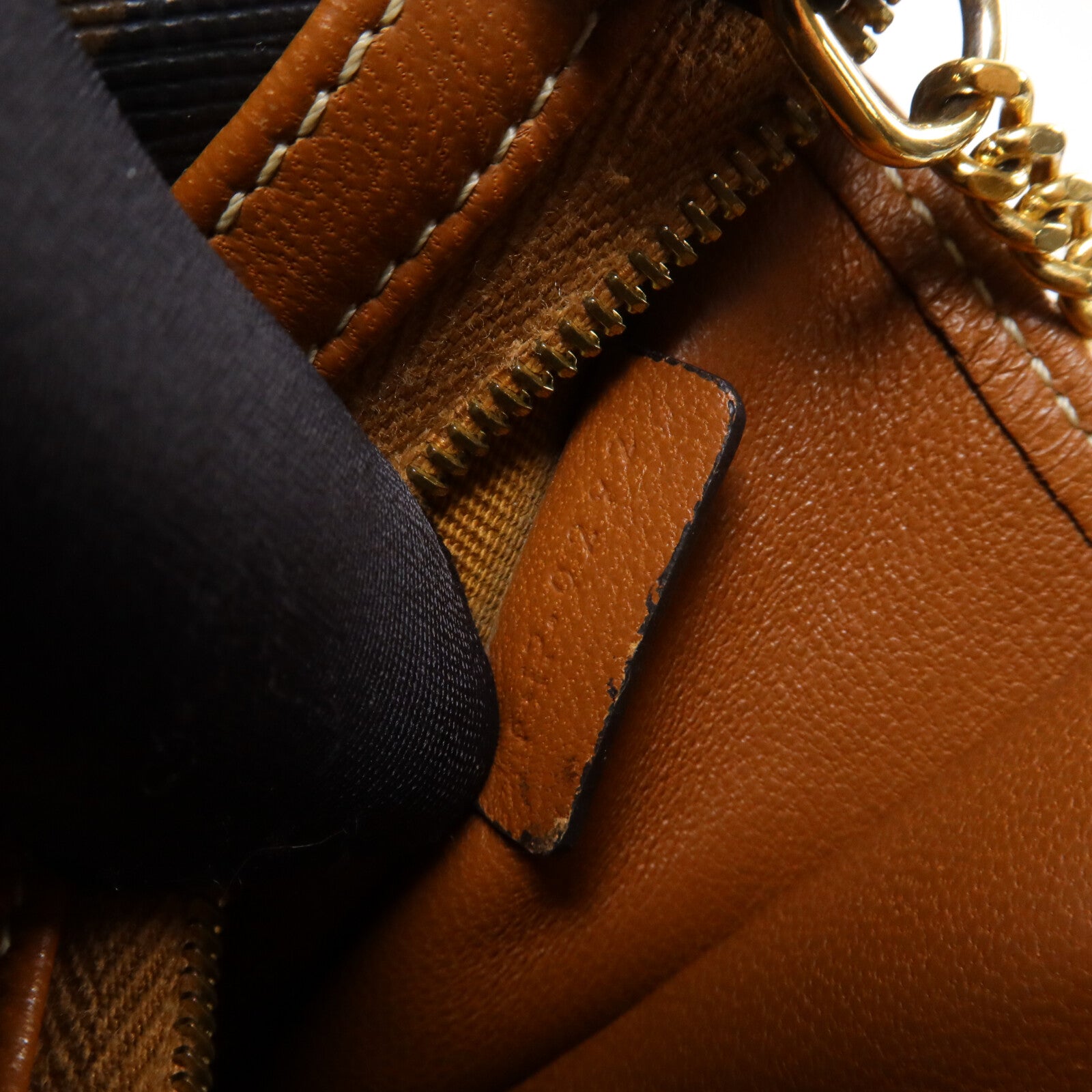 CELINE 塗層帆布Clutch With Chain鏈帶肩背袋