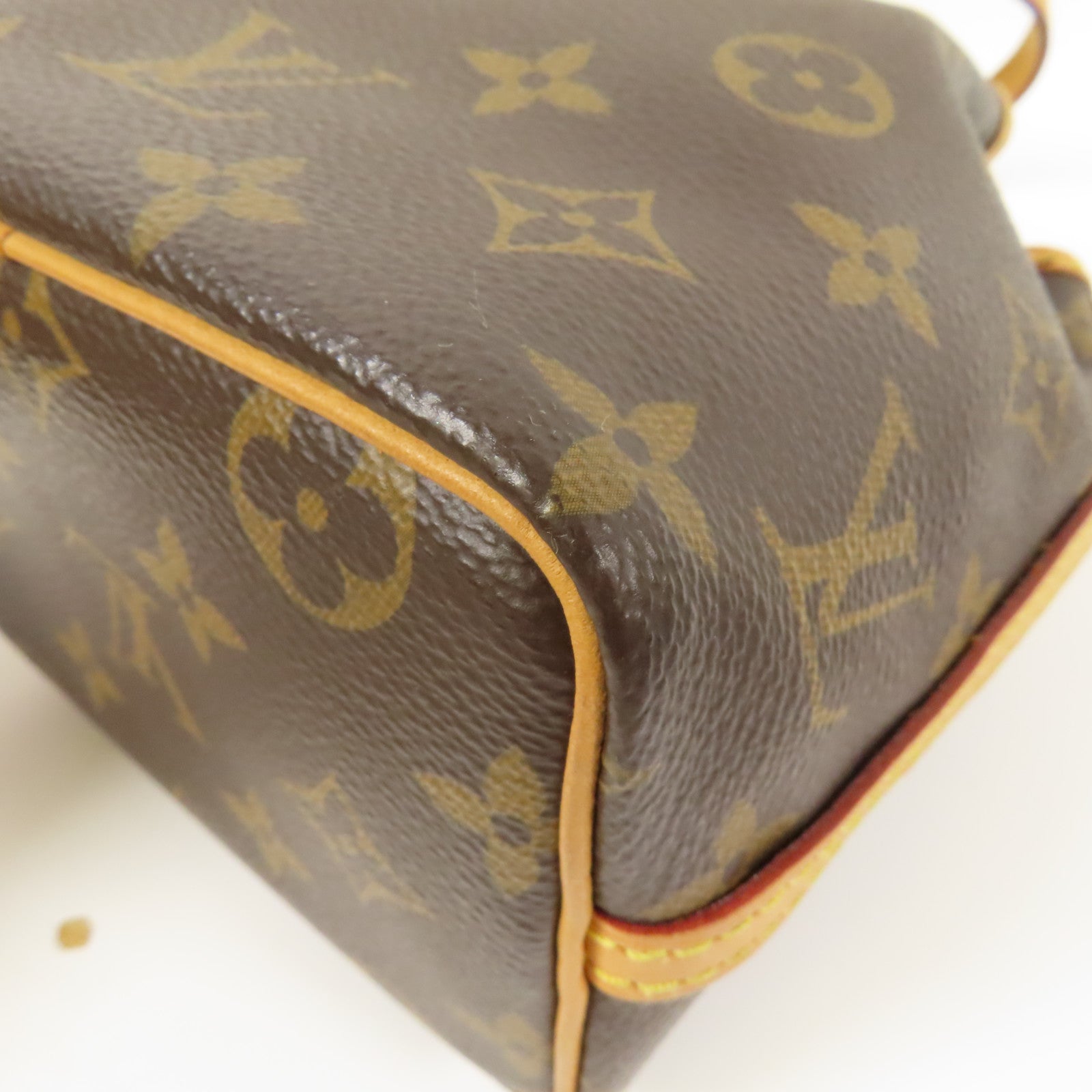 LOUIS VUITTON Monogram Nano Noe金扣肩背袋