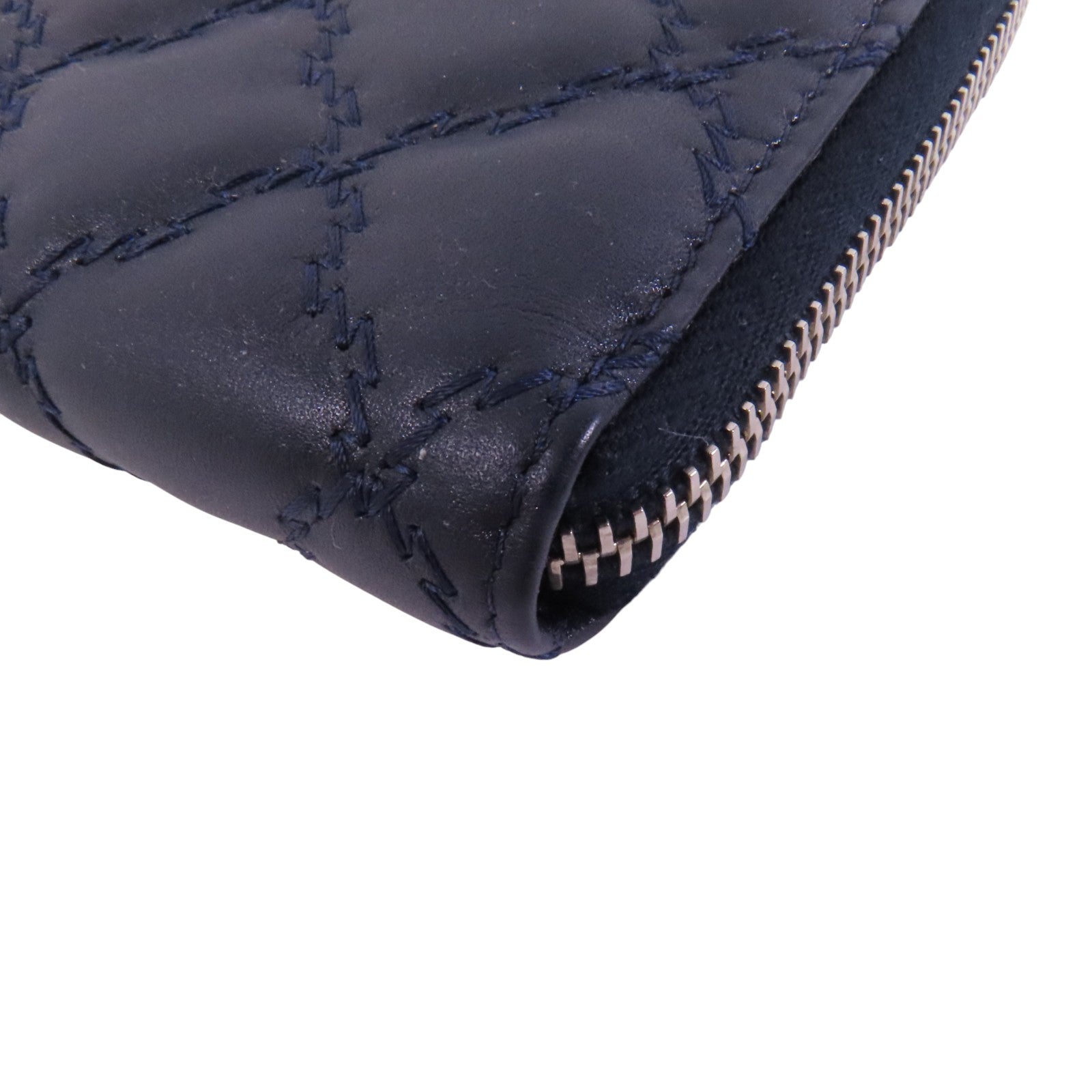 CHANEL 牛皮皮革Round Long Wallet銀扣拉鏈長錢包