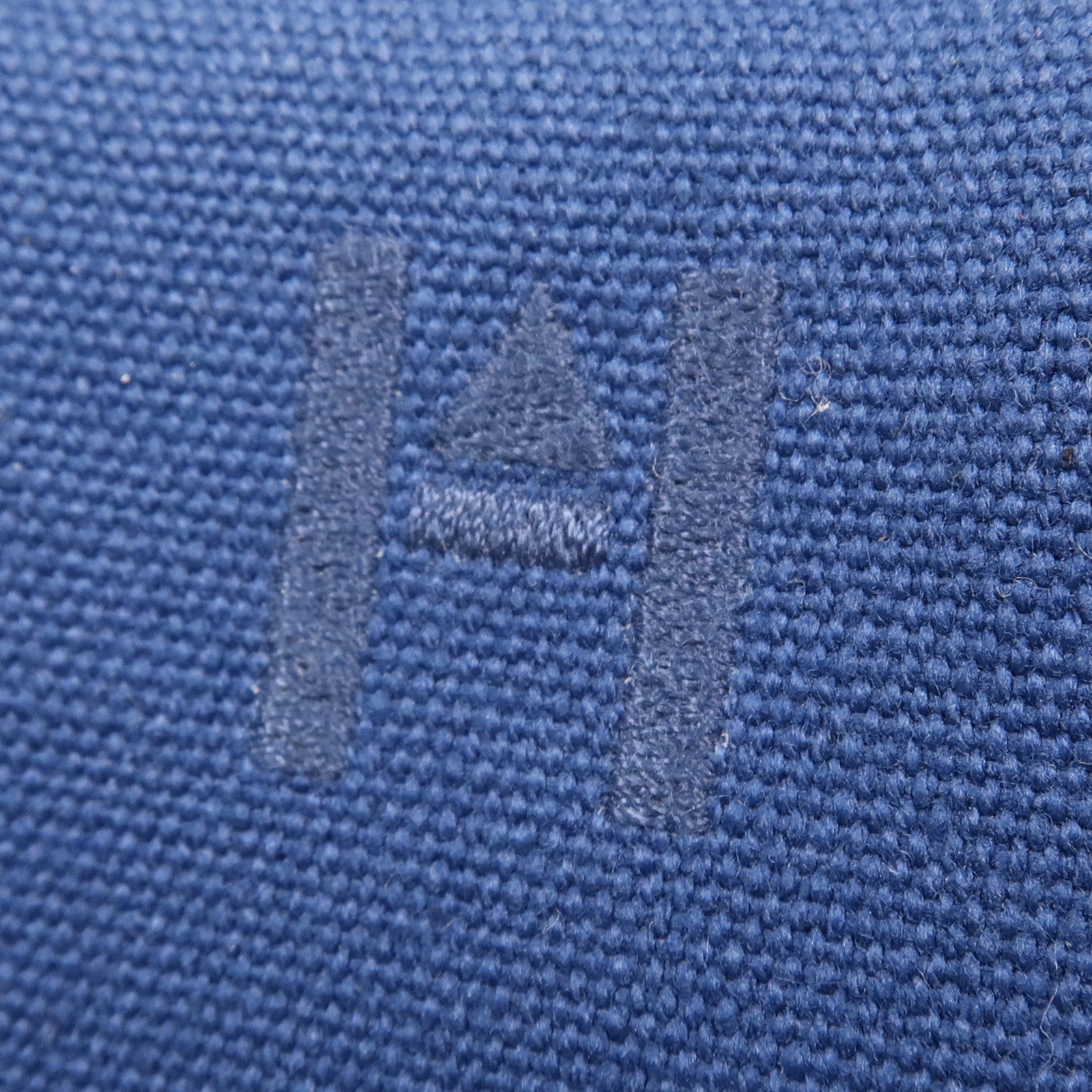 HERMES Swift皮革/棉質Embroidery Logo Camaiueu Pouch銀扣手拿包