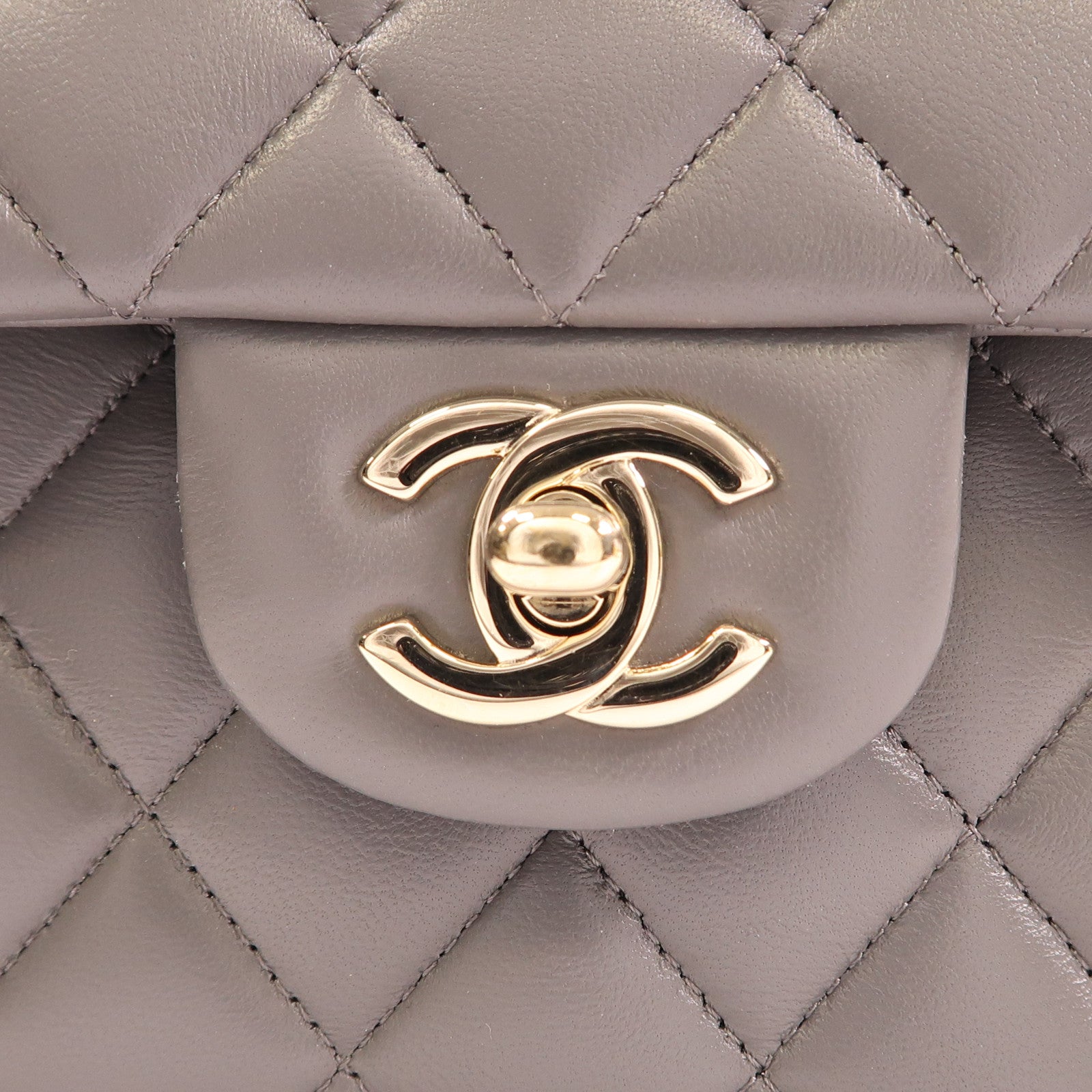 CHANEL 【激減優惠】羊皮皮革Classic 23金扣鏈帶肩背袋