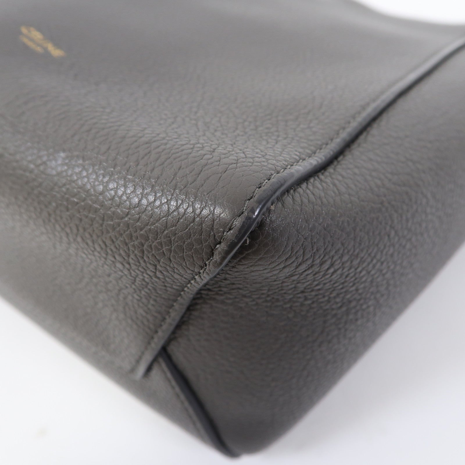 CELINE 牛皮皮革Sangle Bucket金扣肩背袋灰色