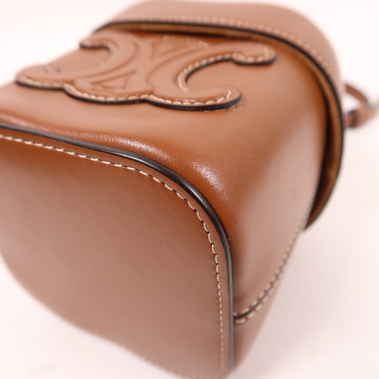 CELINE 牛皮皮革Small Box Cuir金扣肩背袋