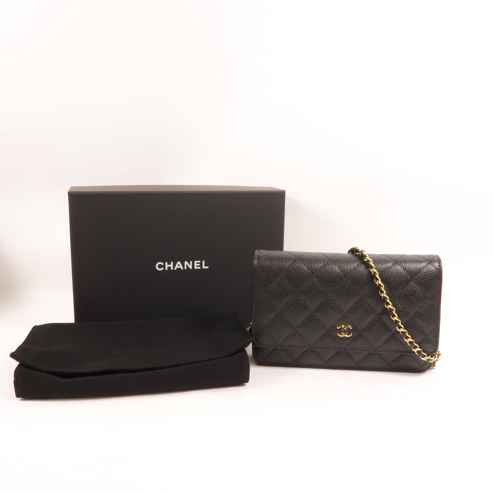 CHANEL 牛皮皮革WOC Wallet On Chain鏈帶肩背袋