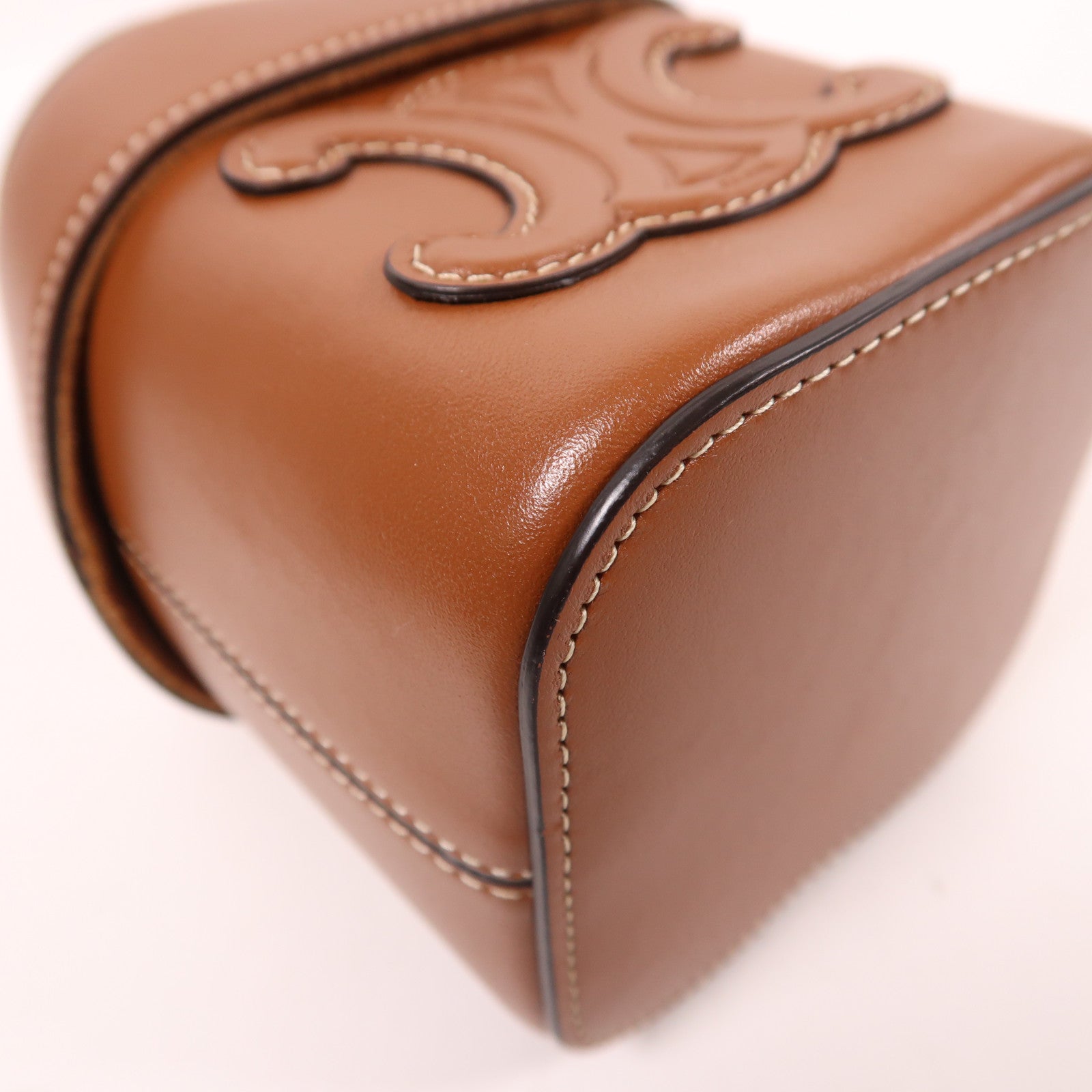 CELINE 牛皮皮革Small Box Cuir金扣肩背袋