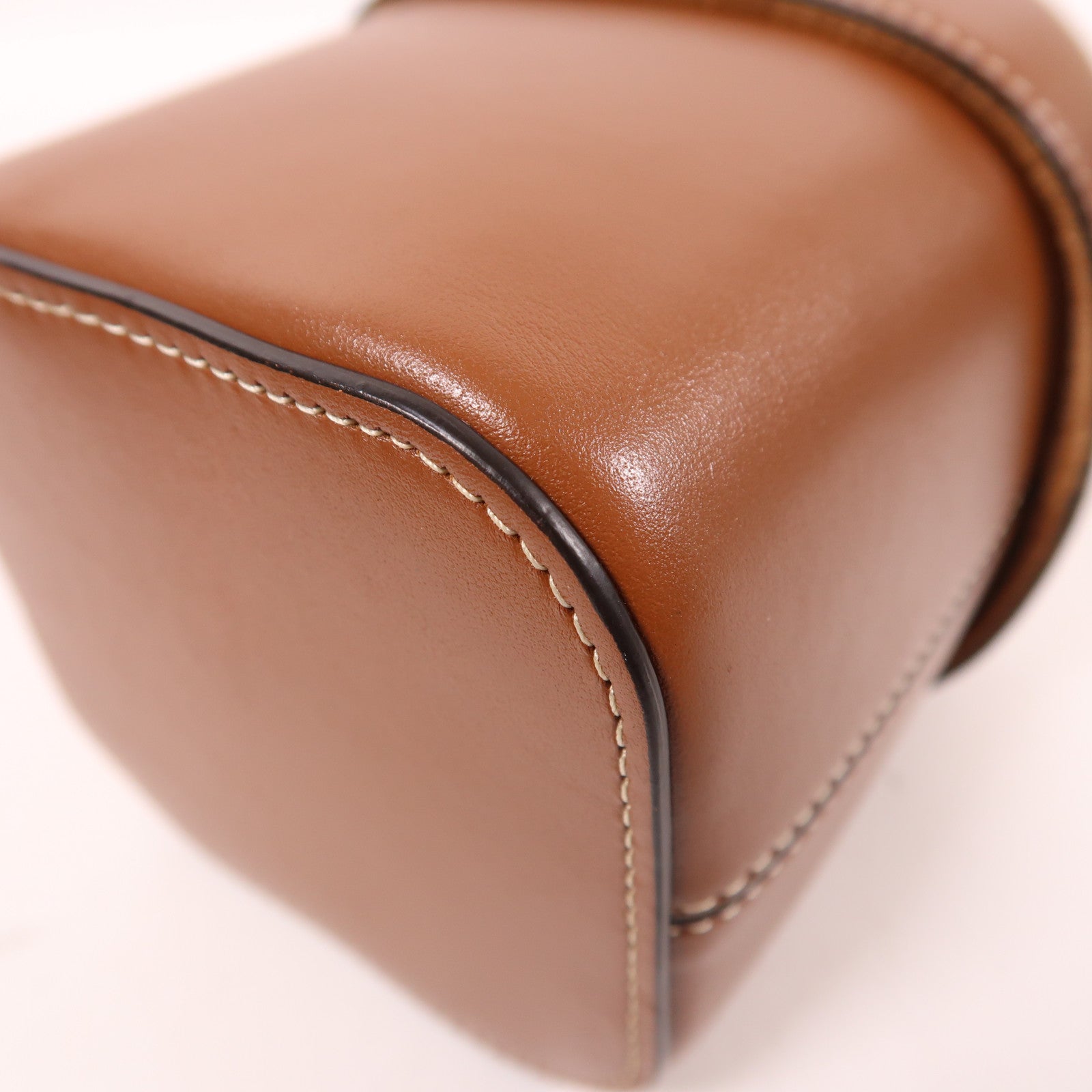 CELINE 牛皮皮革Small Box Cuir金扣肩背袋