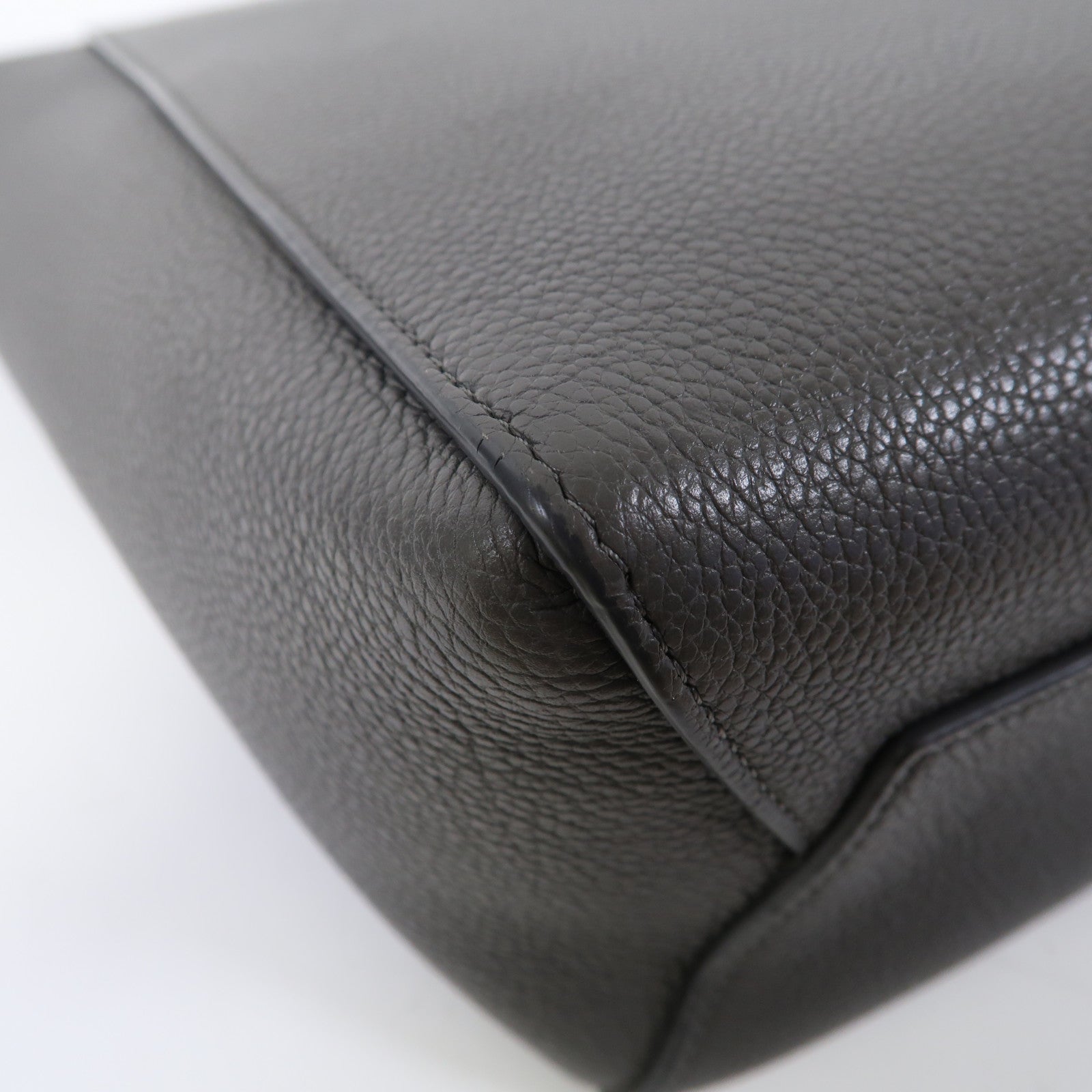 CELINE 牛皮皮革Sangle Bucket金扣肩背袋灰色