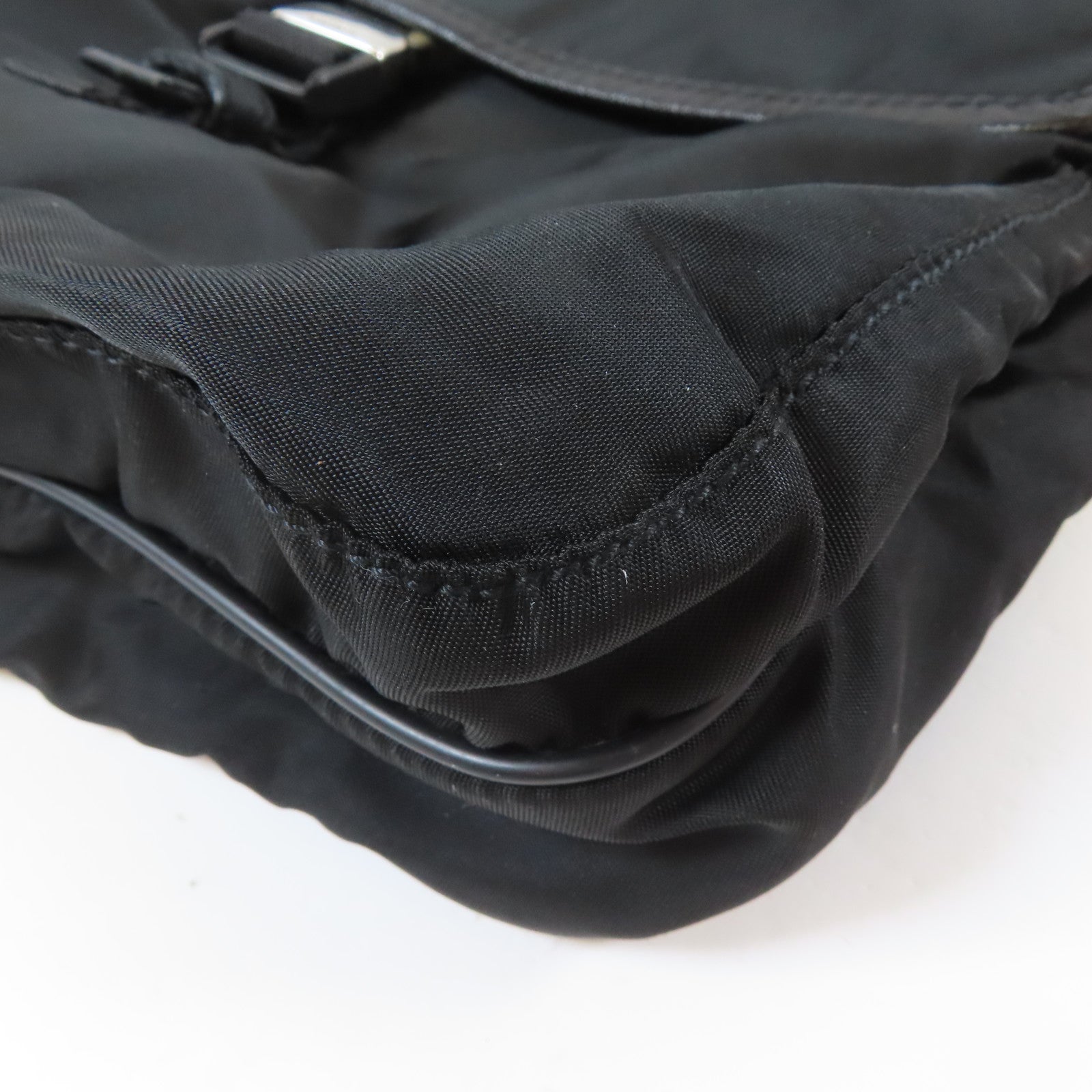 PRADA 尼龍Shoulder Bag銀扣肩背袋黑色