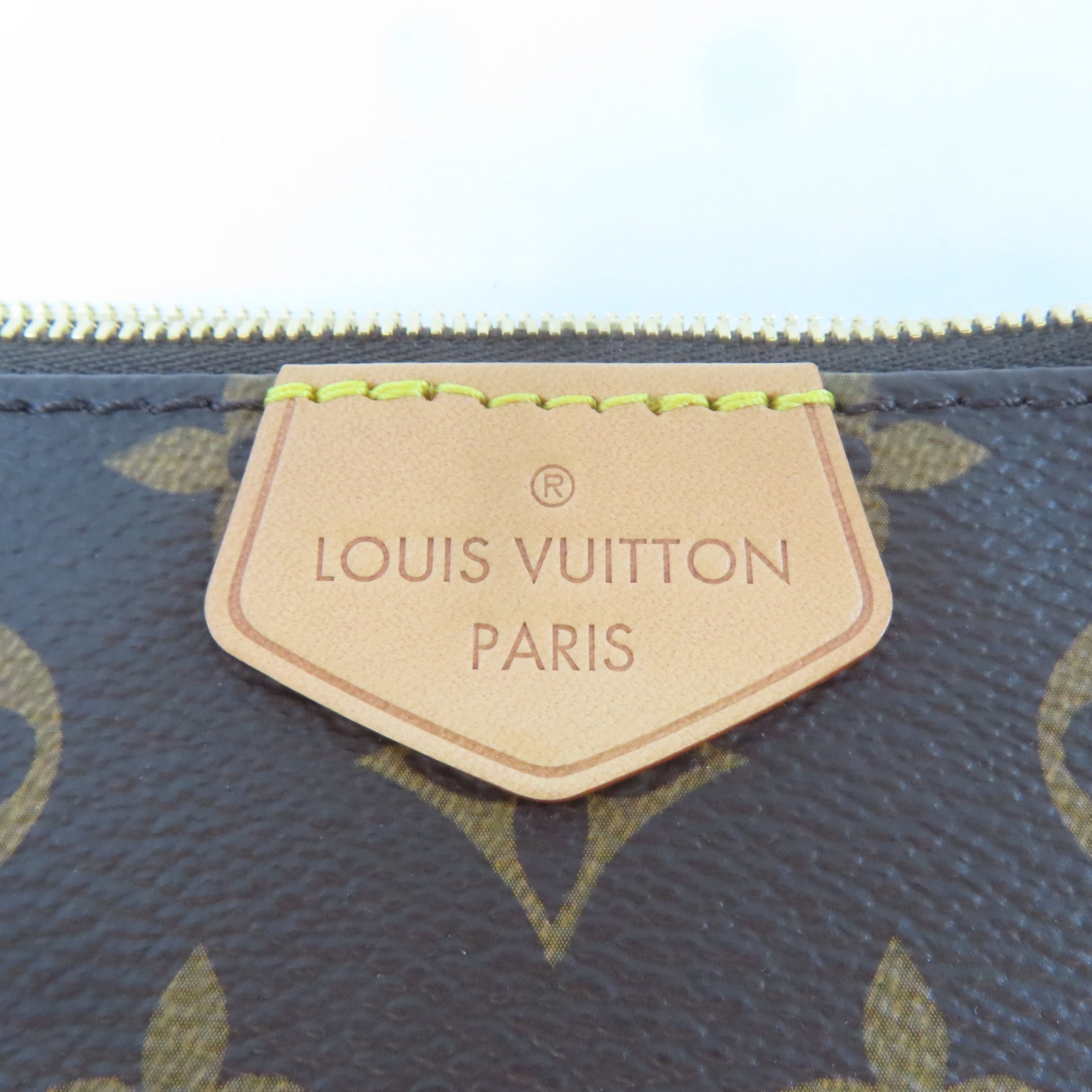 LOUIS VUITTON Monogram Multi Pochette Accessories金扣肩背袋啡色